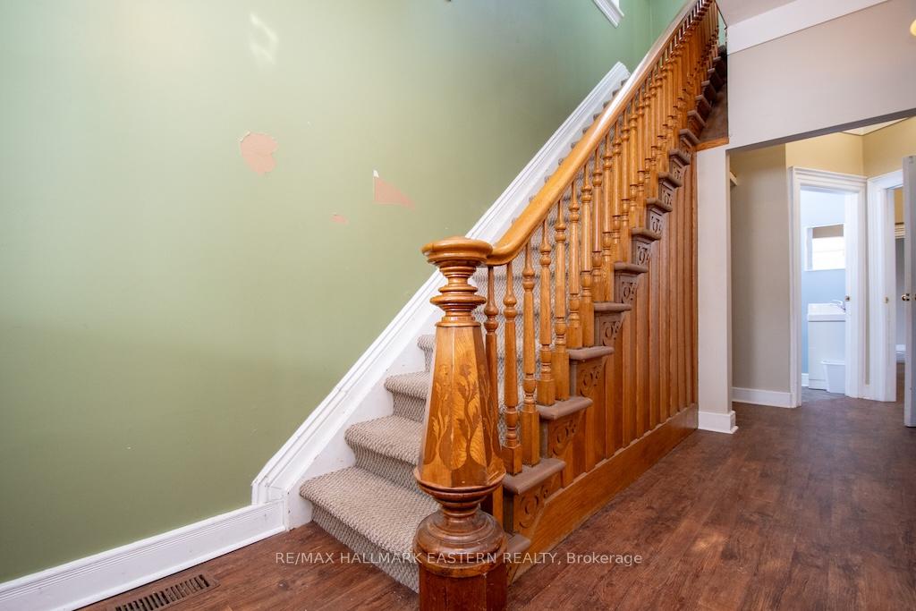 Photo 5 of 10 Hill Street, Selwyn — HOMEH