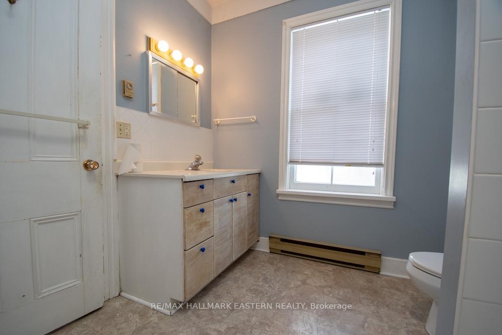 Photo 25 of 10 Hill Street, Selwyn — HOMEH