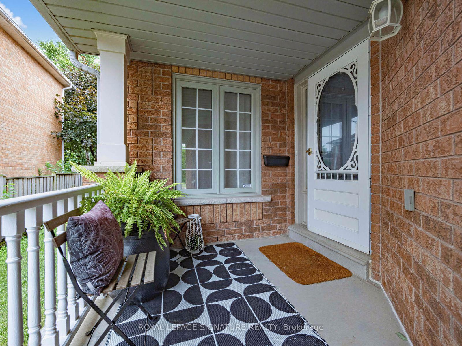Photo 1 of 2865 Castlebridge Drive, Mississauga, Central Erin Mills — HOMEH