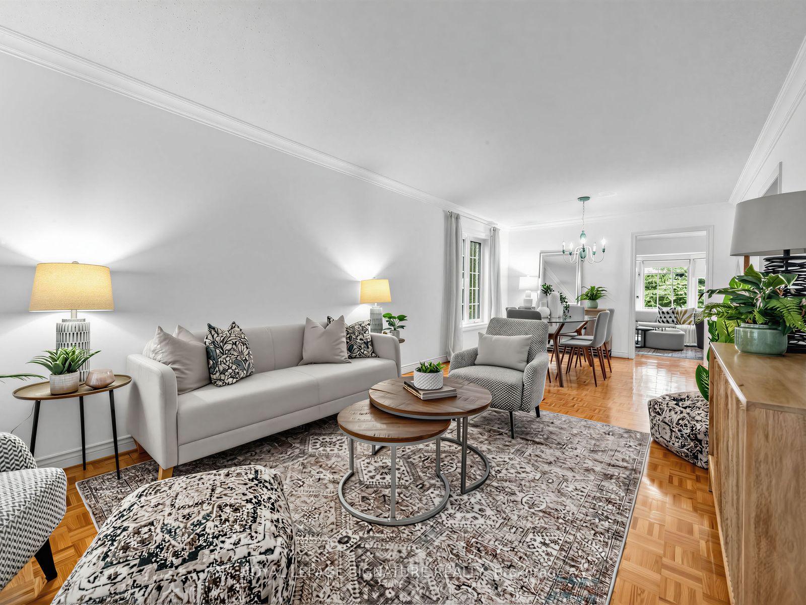 Photo 3 of 2865 Castlebridge Drive, Mississauga, Central Erin Mills — HOMEH