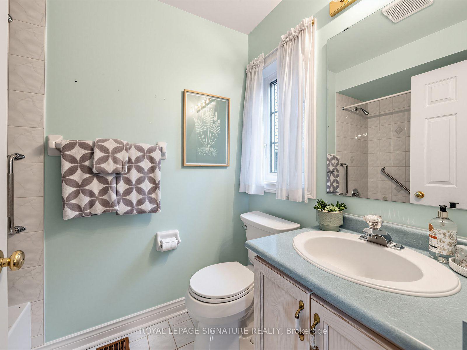 Photo 17 of 2865 Castlebridge Drive, Mississauga, Central Erin Mills — HOMEH