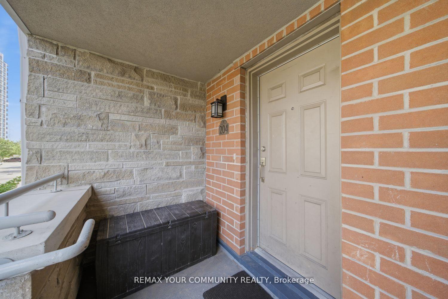Photo 5 of Unit #204, 35 Richgrove Drive, Etobicoke, Willowridge-Martingrove-Richview — HOMEH