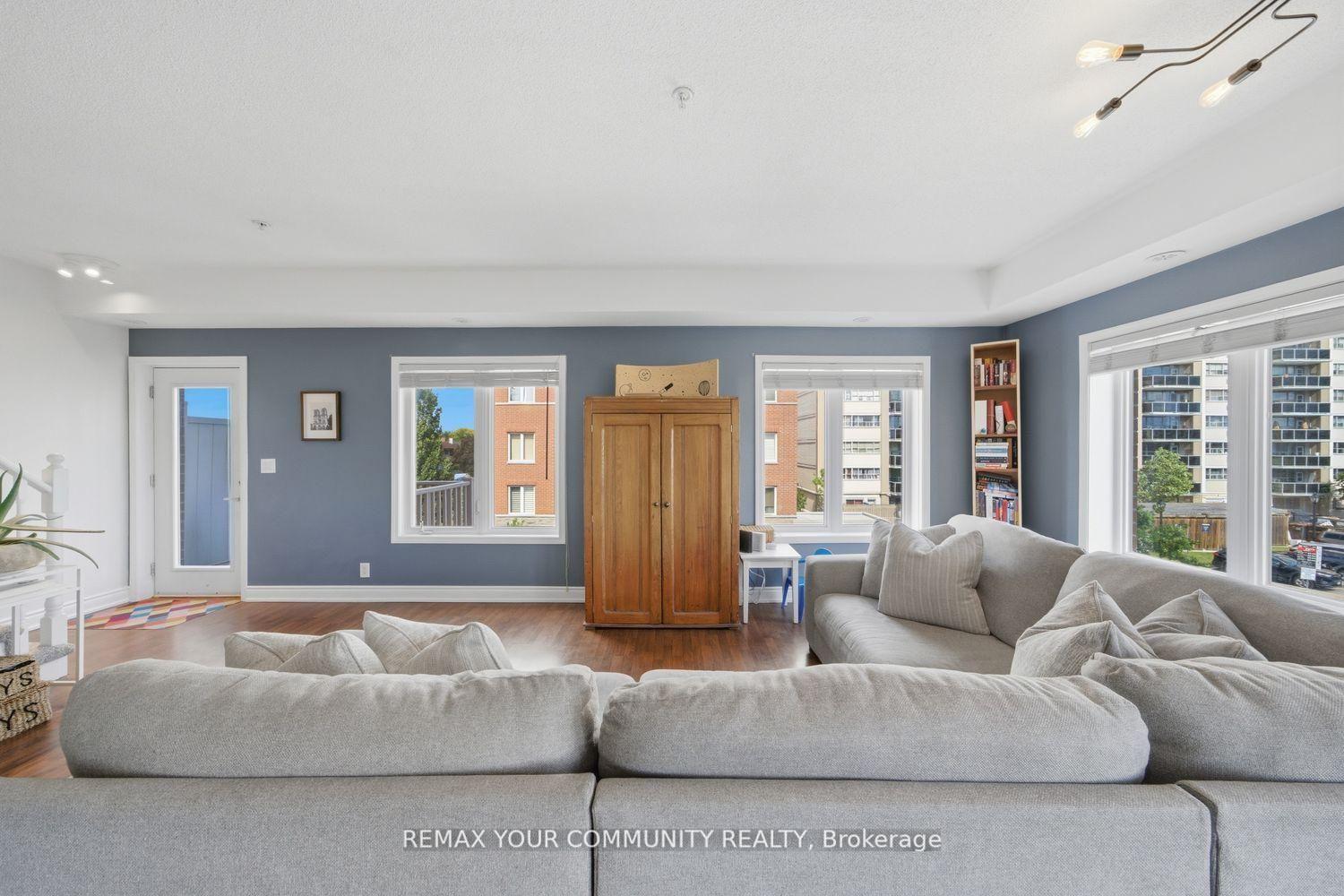 Photo 10 of Unit #204, 35 Richgrove Drive, Etobicoke, Willowridge-Martingrove-Richview — HOMEH
