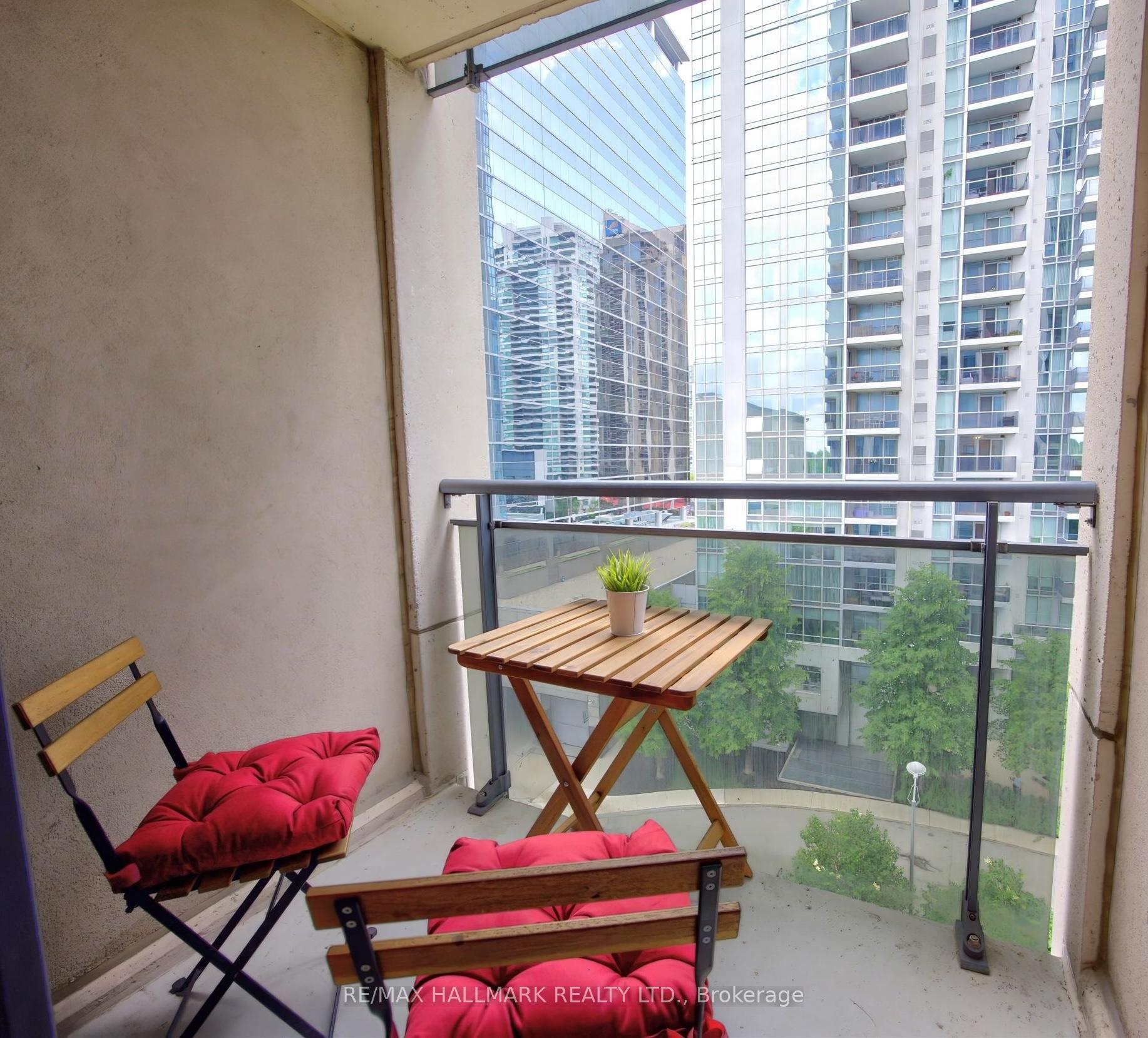 Photo 24 of Unit 812, 155 Beecroft Road, North York, Lansing-Westgate — HOMEH