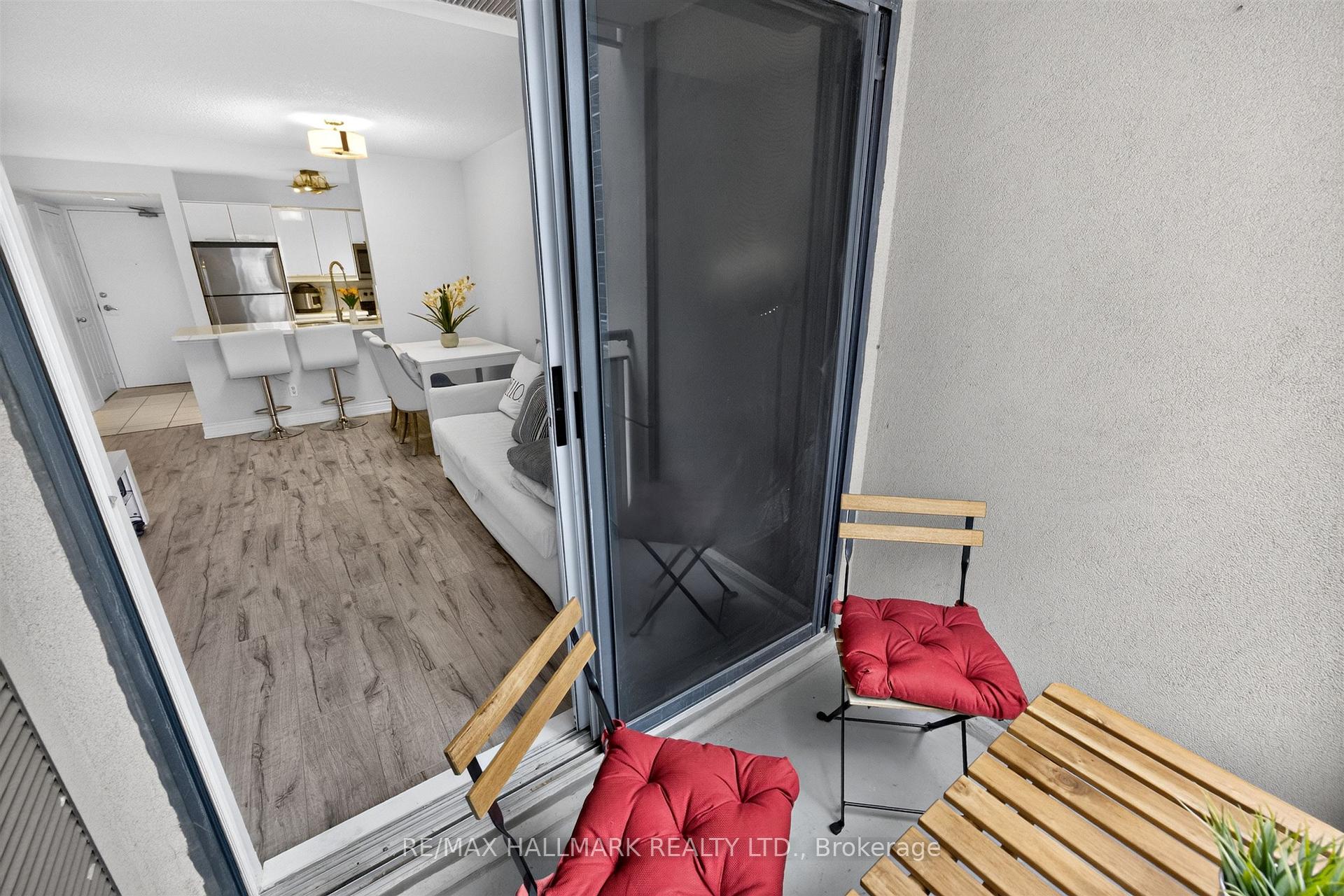 Photo 25 of Unit 812, 155 Beecroft Road, North York, Lansing-Westgate — HOMEH