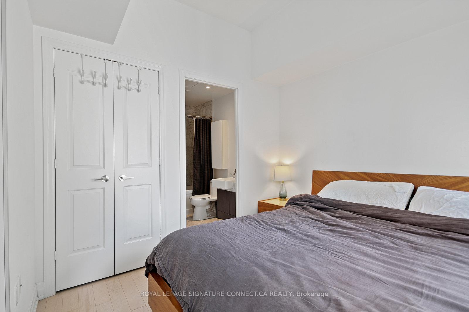 Photo 18 of Unit 808, 8 The Esplanade, Toronto, Waterfront Communities — HOMEH