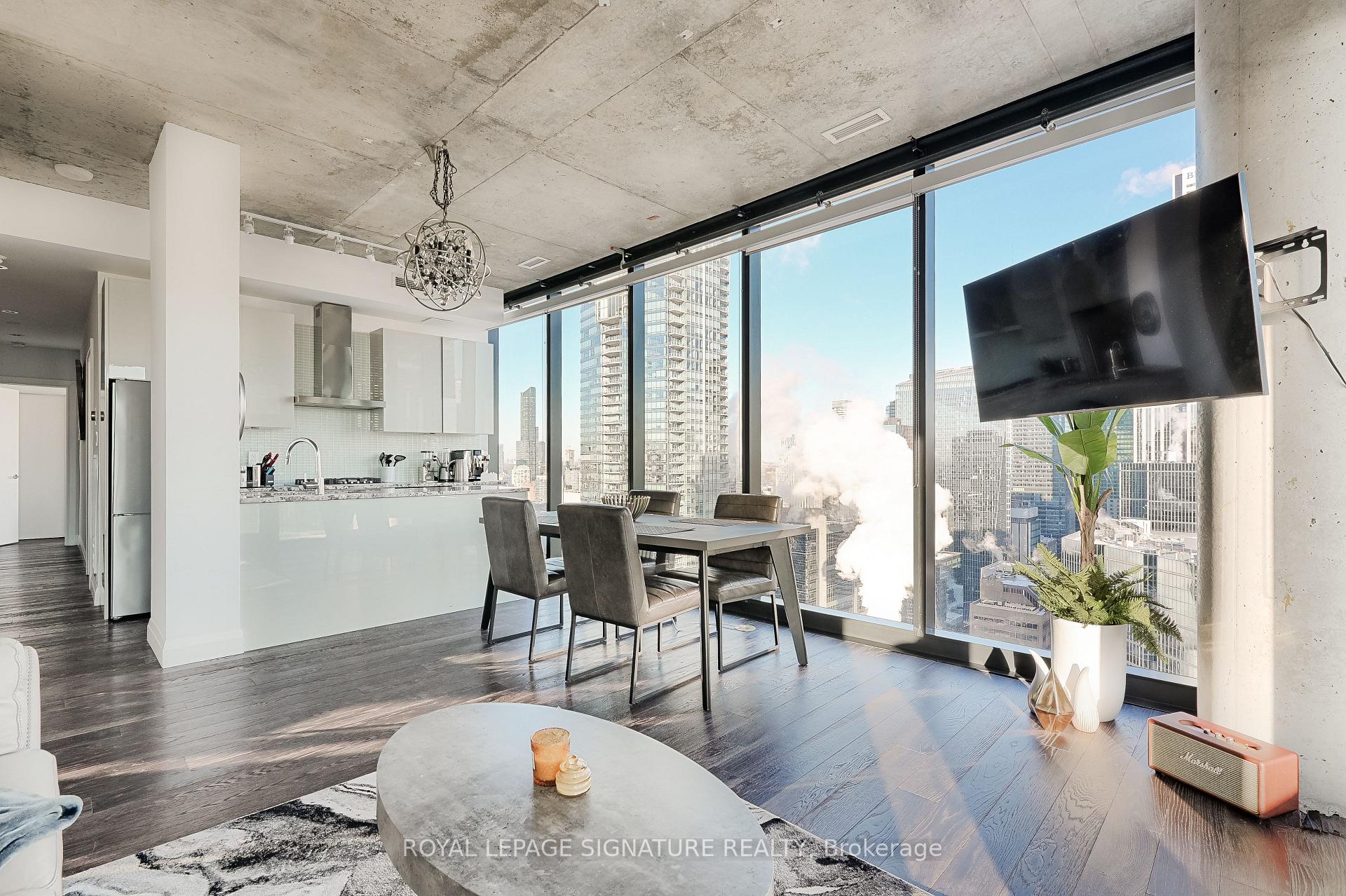 Photo 3 of Unit 3803, 224 King Street W, Toronto, Waterfront Communities — HOMEH