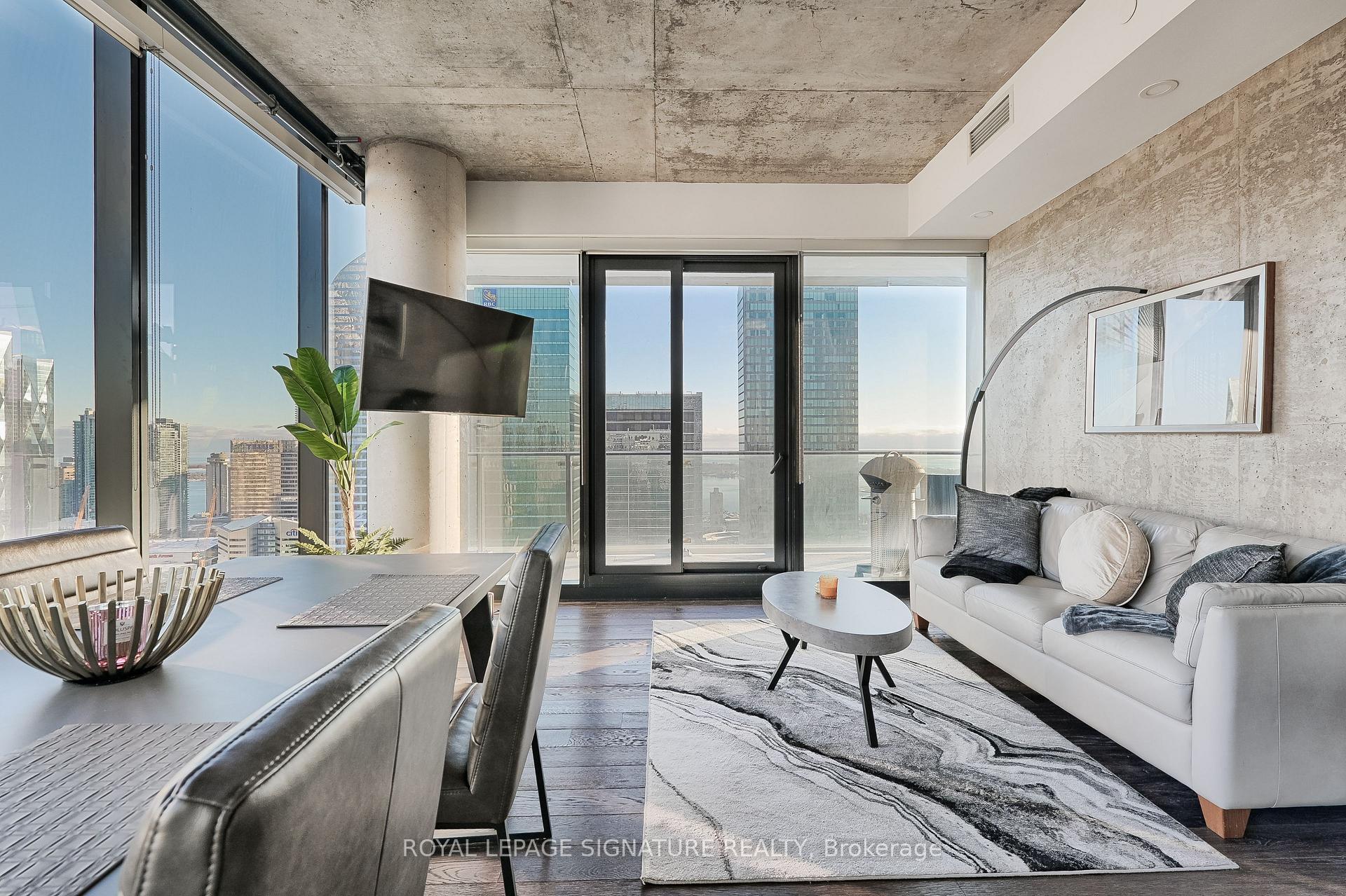 Photo 5 of Unit 3803, 224 King Street W, Toronto, Waterfront Communities — HOMEH