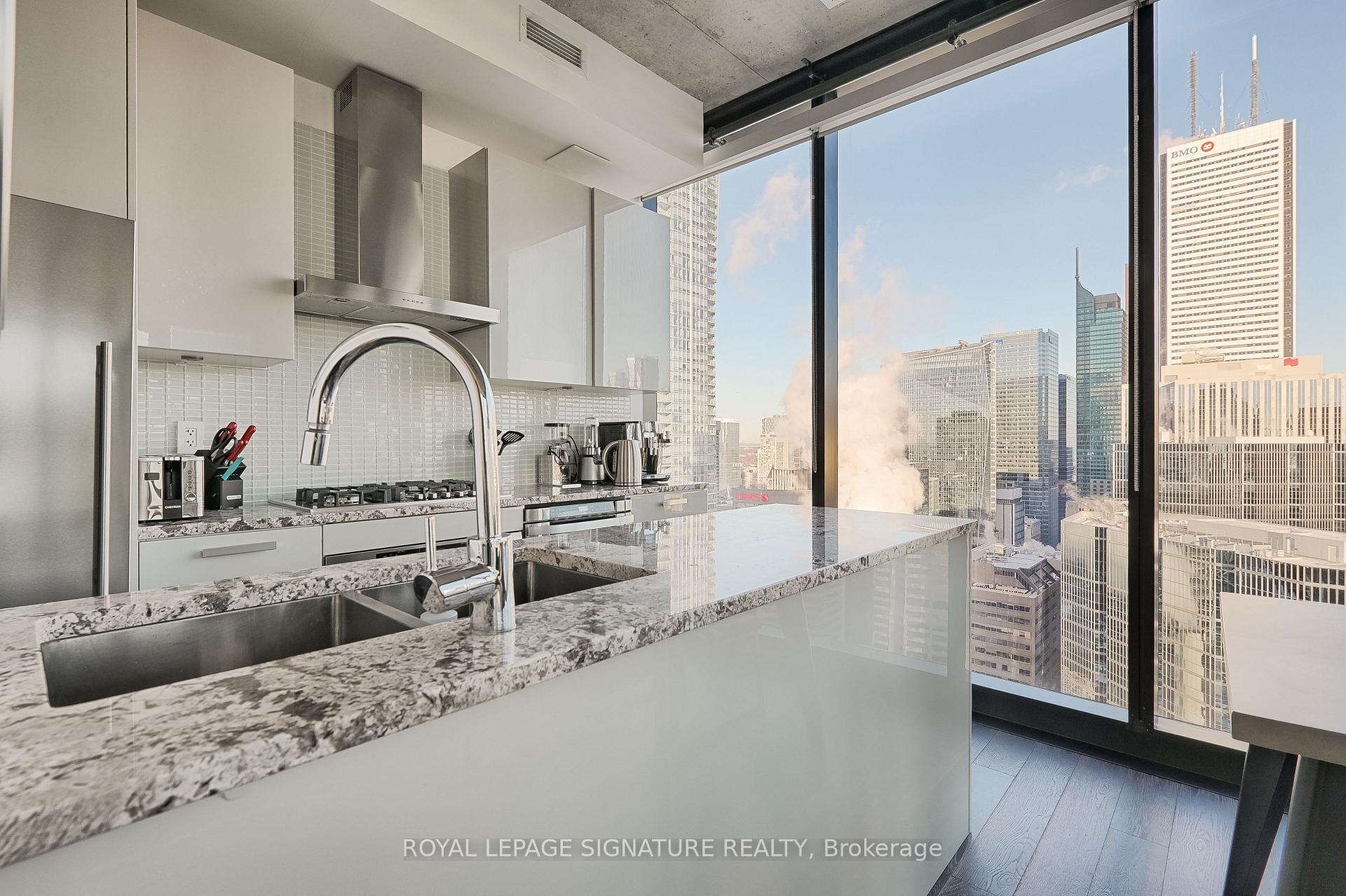 Photo 8 of Unit 3803, 224 King Street W, Toronto, Waterfront Communities — HOMEH