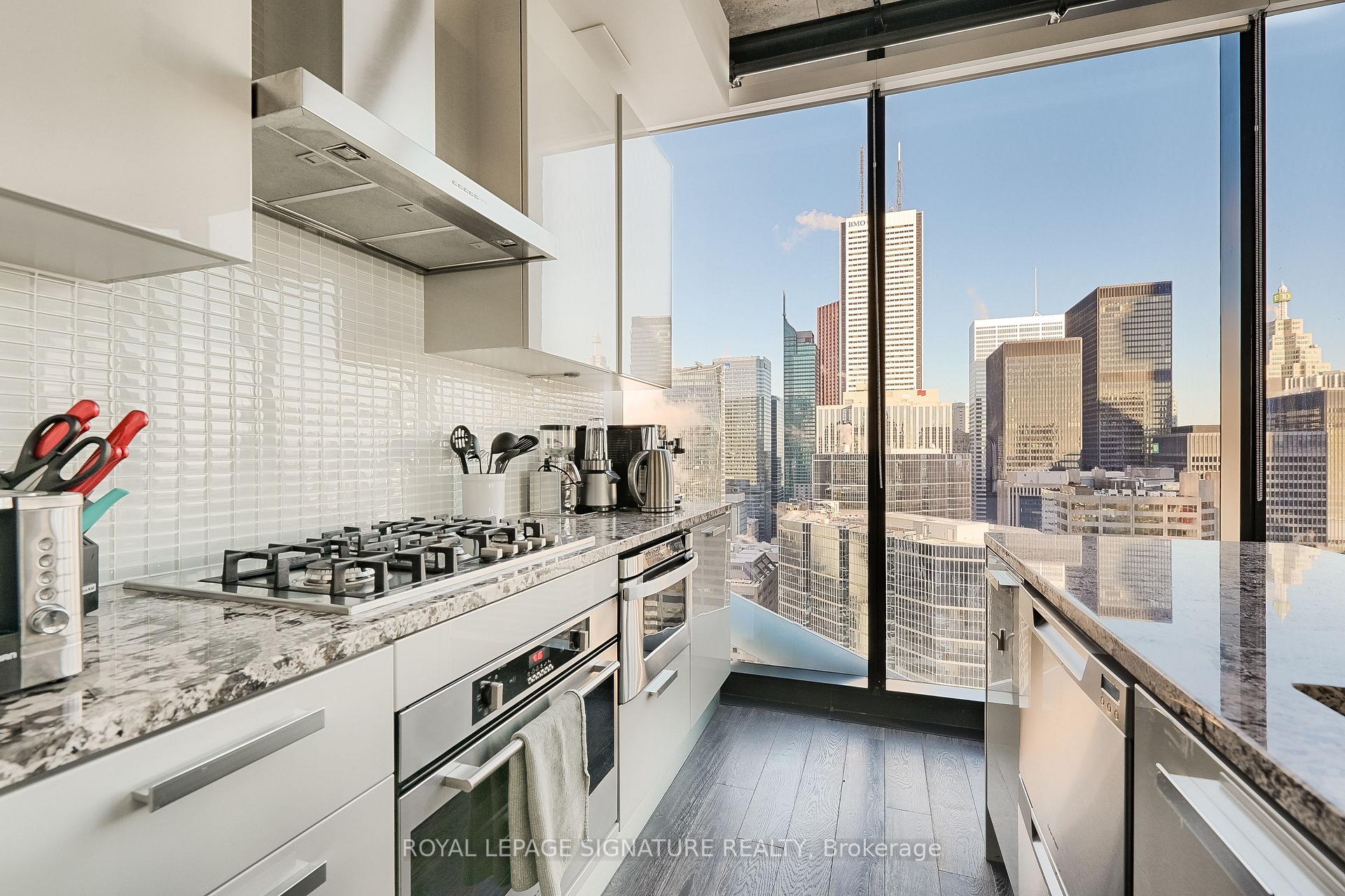 Photo 9 of Unit 3803, 224 King Street W, Toronto, Waterfront Communities — HOMEH