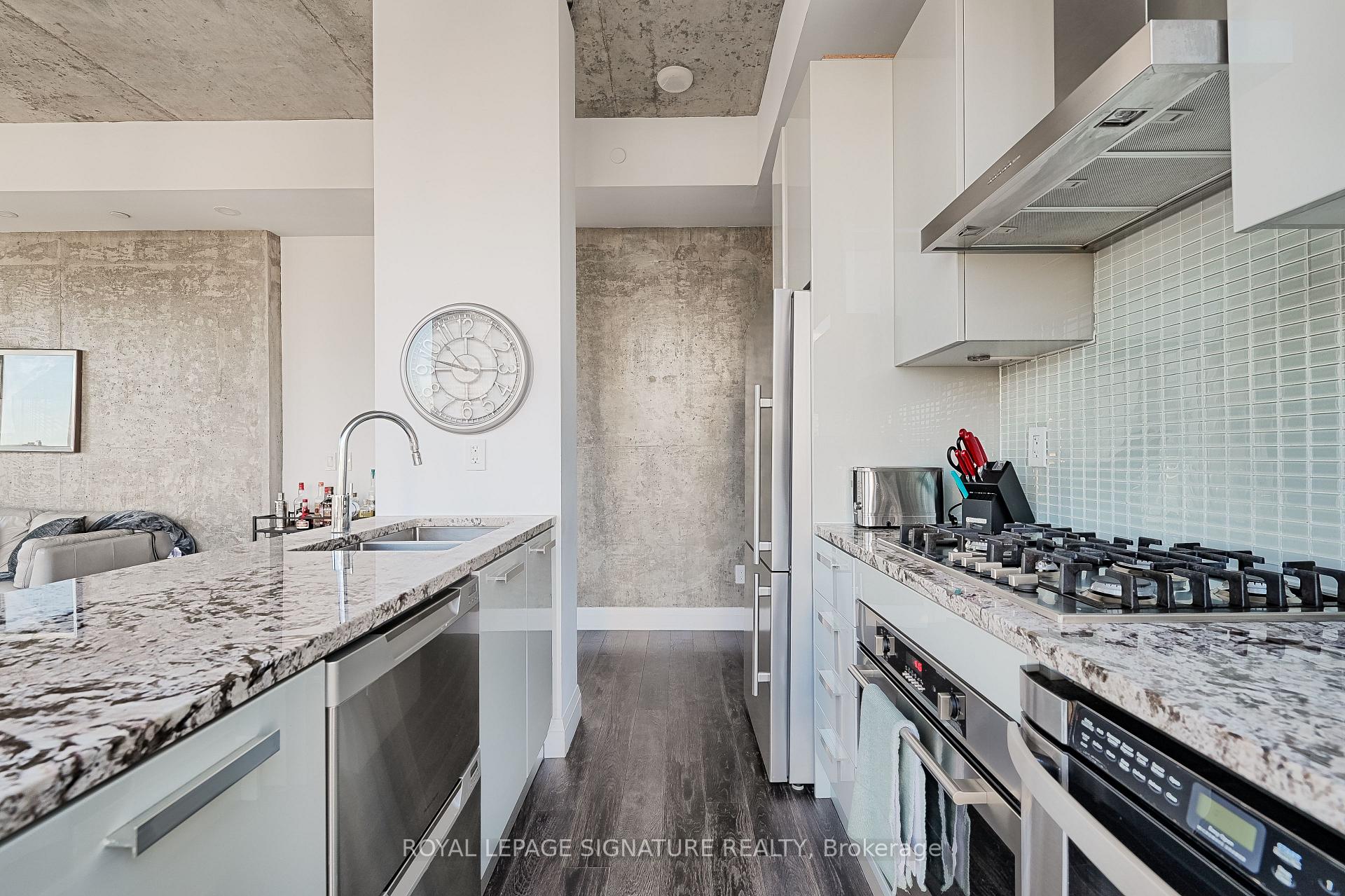 Photo 10 of Unit 3803, 224 King Street W, Toronto, Waterfront Communities — HOMEH