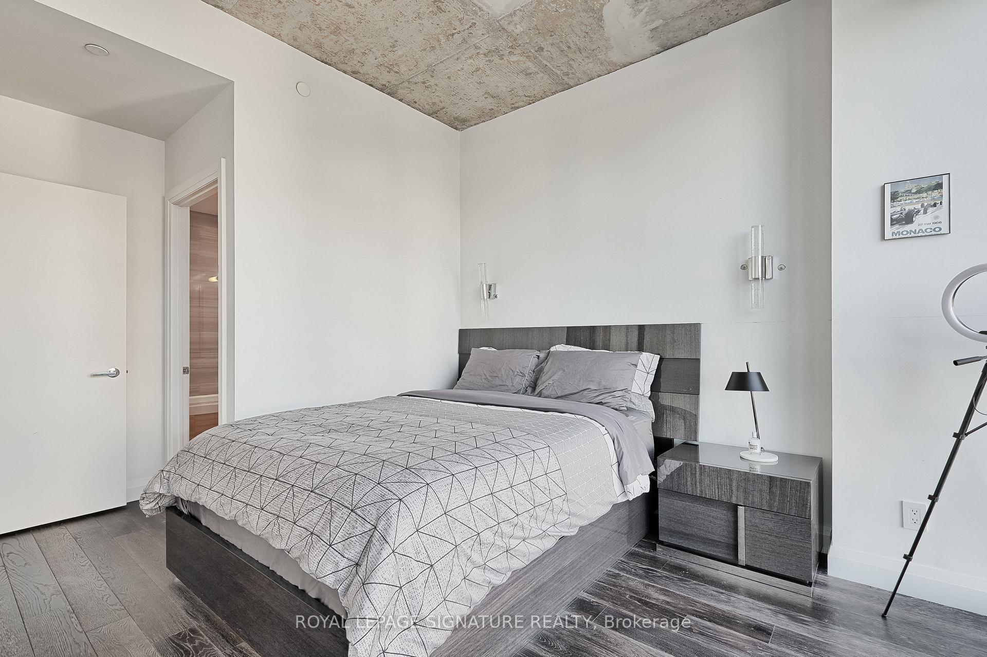 Photo 15 of Unit 3803, 224 King Street W, Toronto, Waterfront Communities — HOMEH