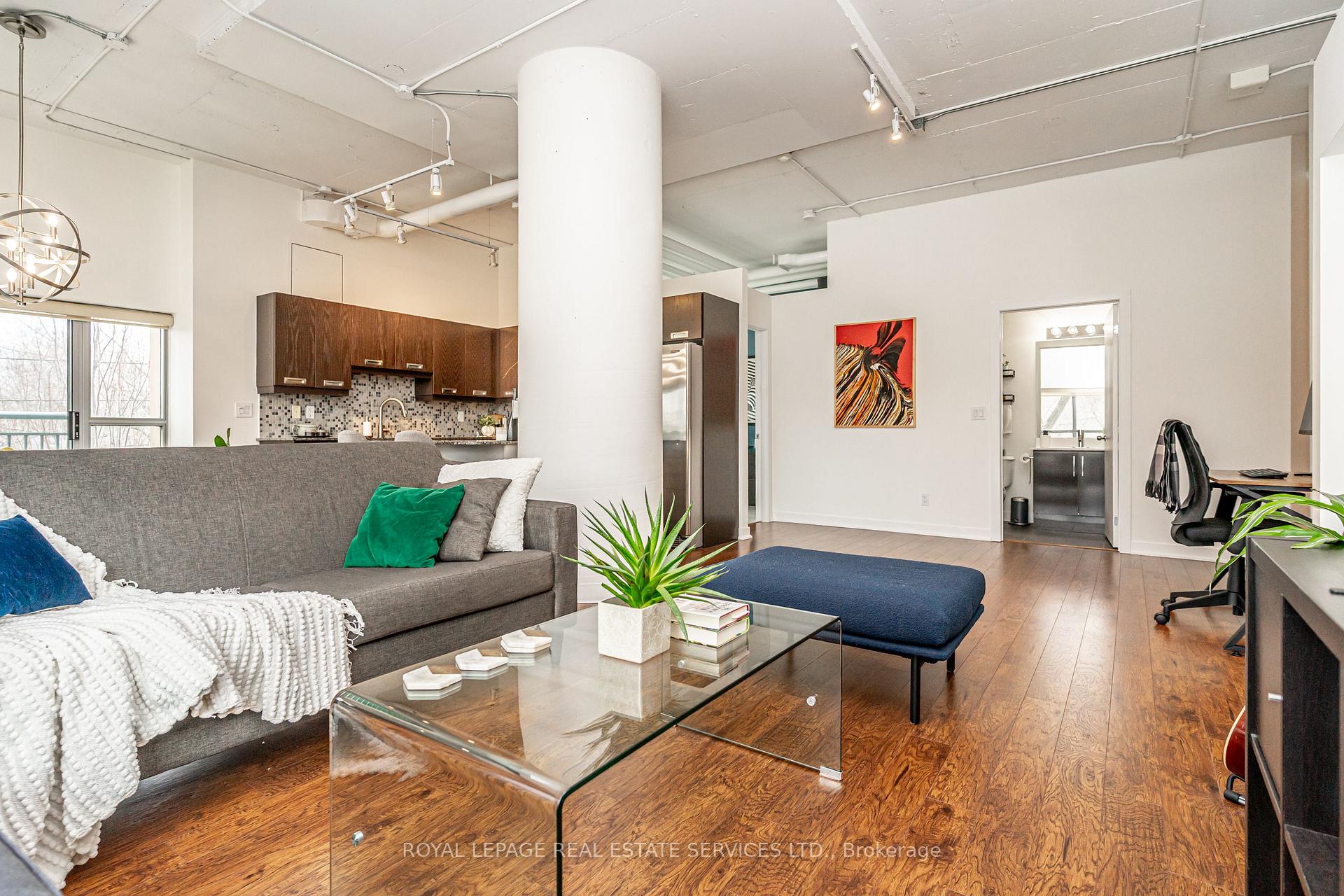 Photo 7 of Unit 206, 2 Fieldway, Etobicoke, Islington-City Centre West — HOMEH