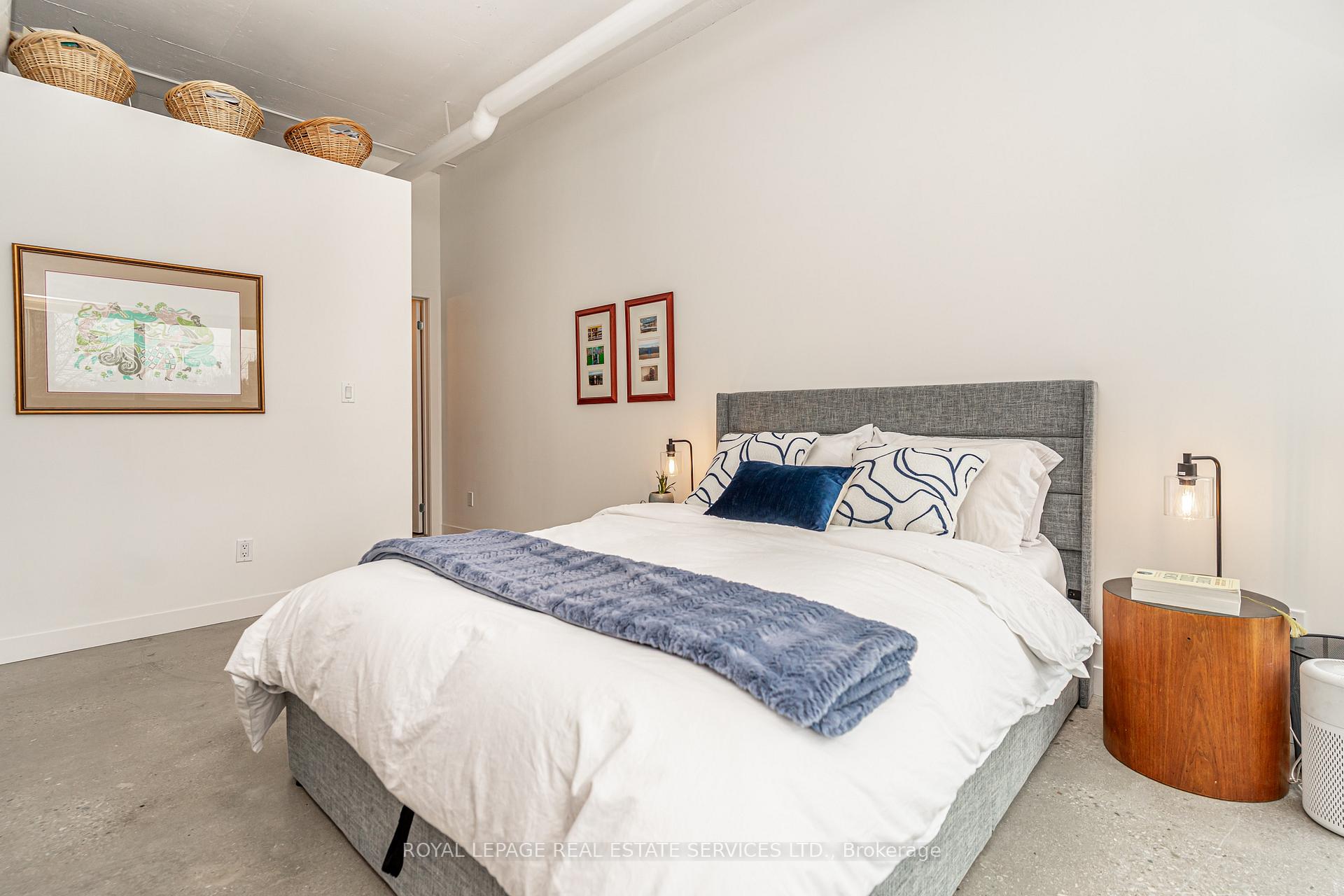 Photo 17 of Unit 206, 2 Fieldway, Etobicoke, Islington-City Centre West — HOMEH