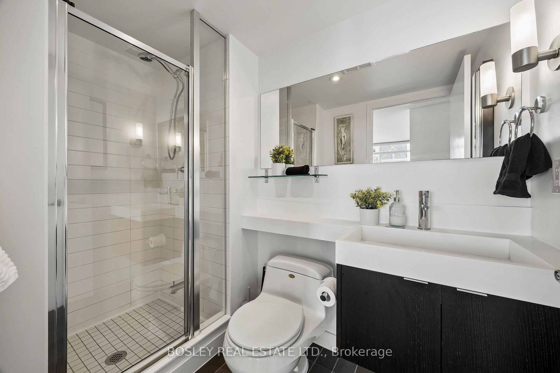 Photo 16 of Unit 3902, 25 Telegram Mews, Toronto, Waterfront Communities — HOMEH