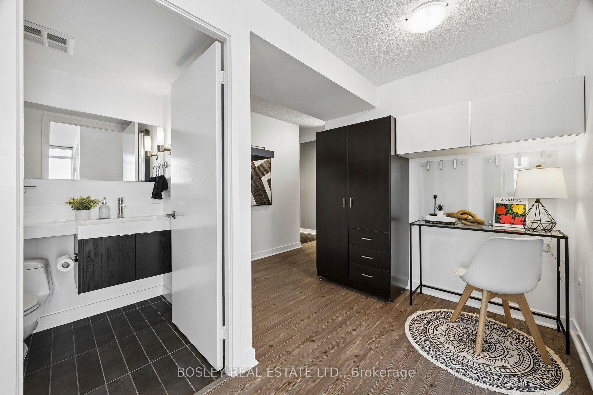 Photo 17 of Unit 3902, 25 Telegram Mews, Toronto, Waterfront Communities — HOMEH