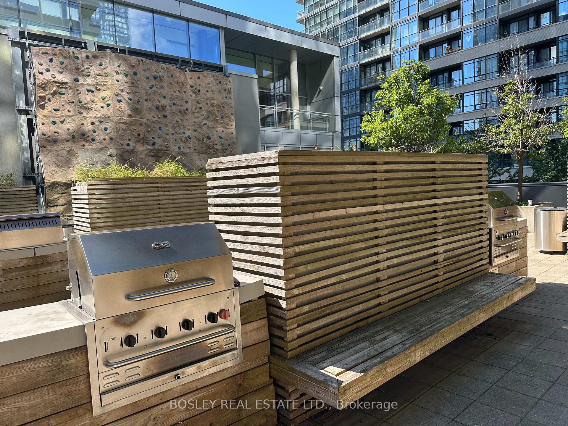 Photo 33 of Unit 3902, 25 Telegram Mews, Toronto, Waterfront Communities — HOMEH
