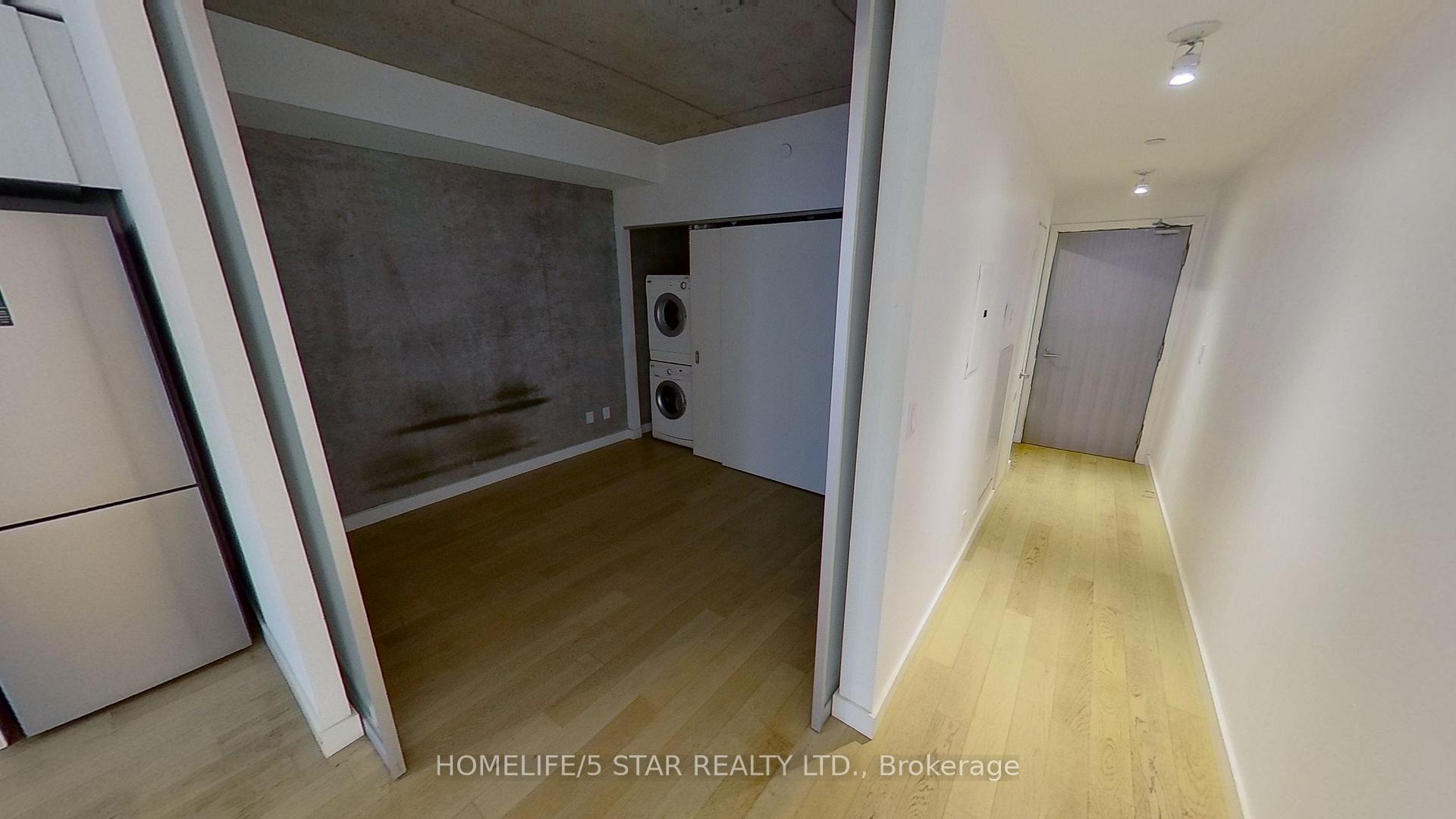 Photo 8 of Unit 714, 111 Bathurst Street, Toronto, Waterfront Communities — HOMEH