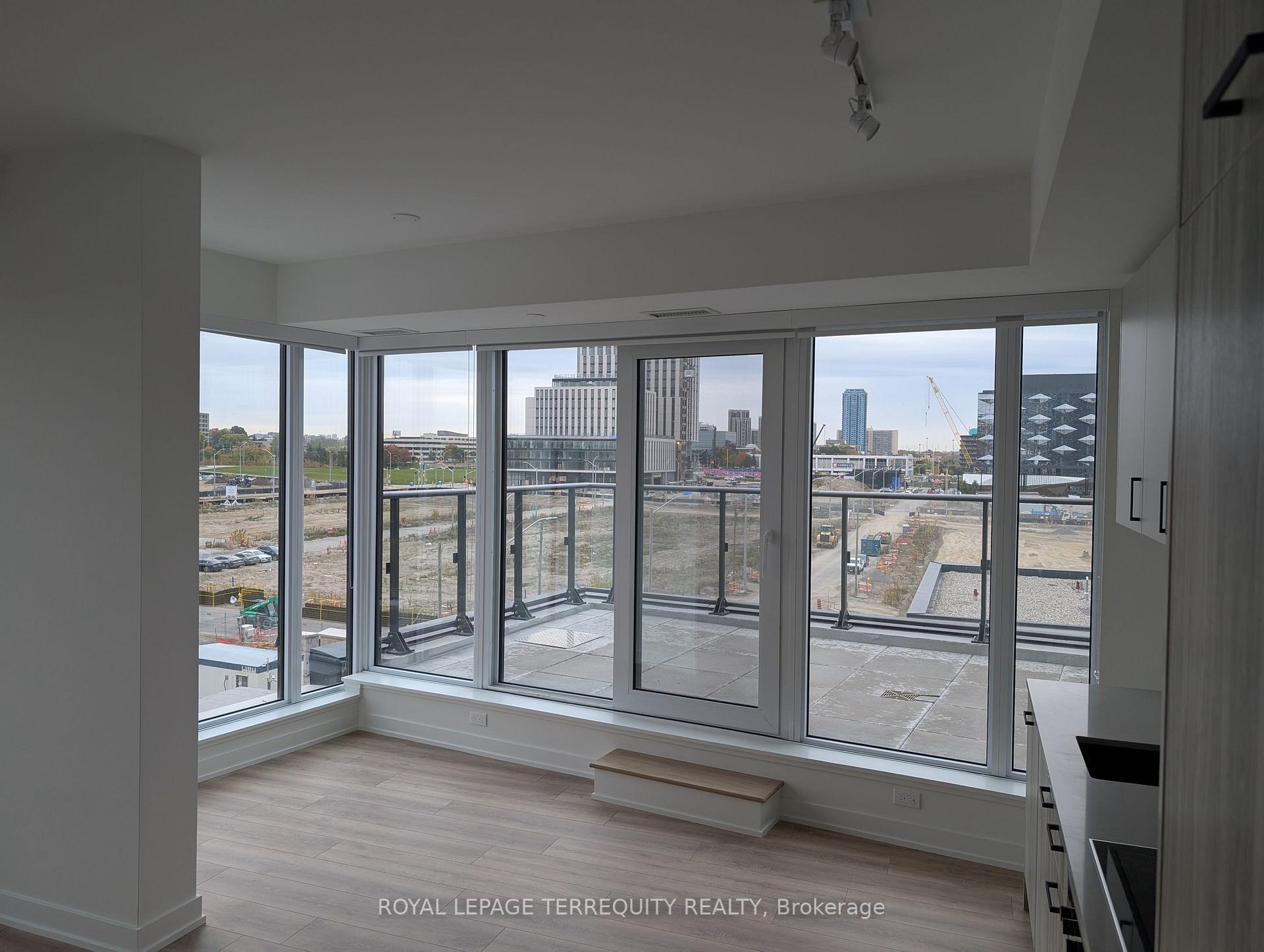 Photo 7 of Unit 521, 1 Kyle Lowry Road, North York, Banbury-Don Mills — HOMEH