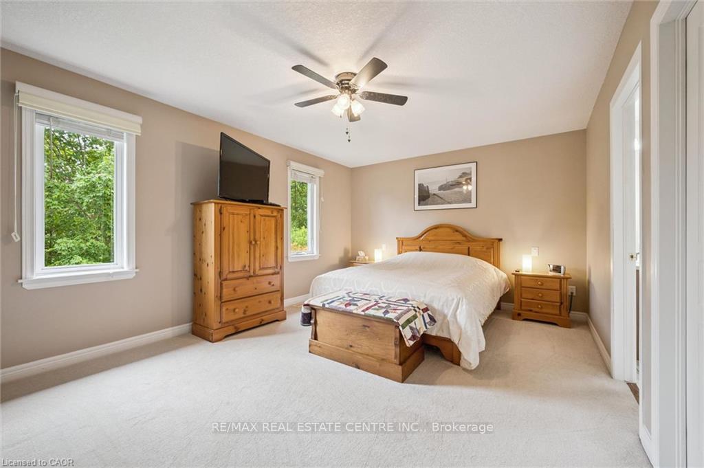 Photo 8 of 555 Killbear Court, Waterloo, Conservation Meadows — HOMEH