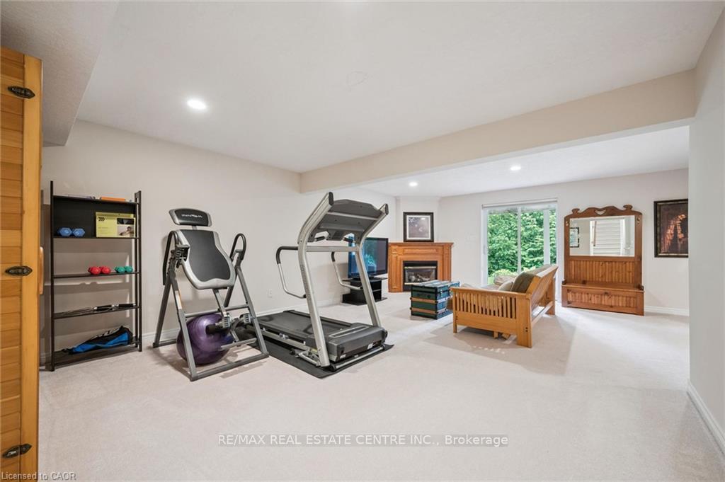 Photo 13 of 555 Killbear Court, Waterloo, Conservation Meadows — HOMEH