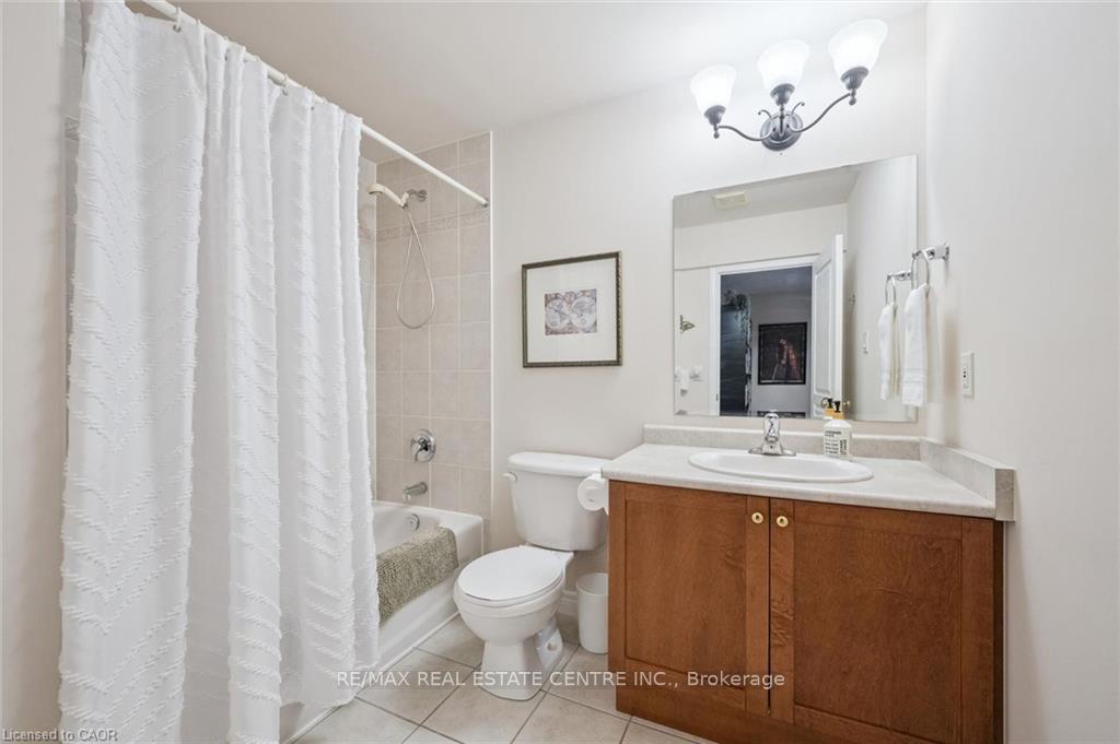 Photo 17 of 555 Killbear Court, Waterloo, Conservation Meadows — HOMEH