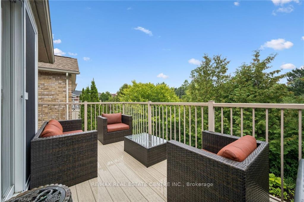 Photo 18 of 555 Killbear Court, Waterloo, Conservation Meadows — HOMEH