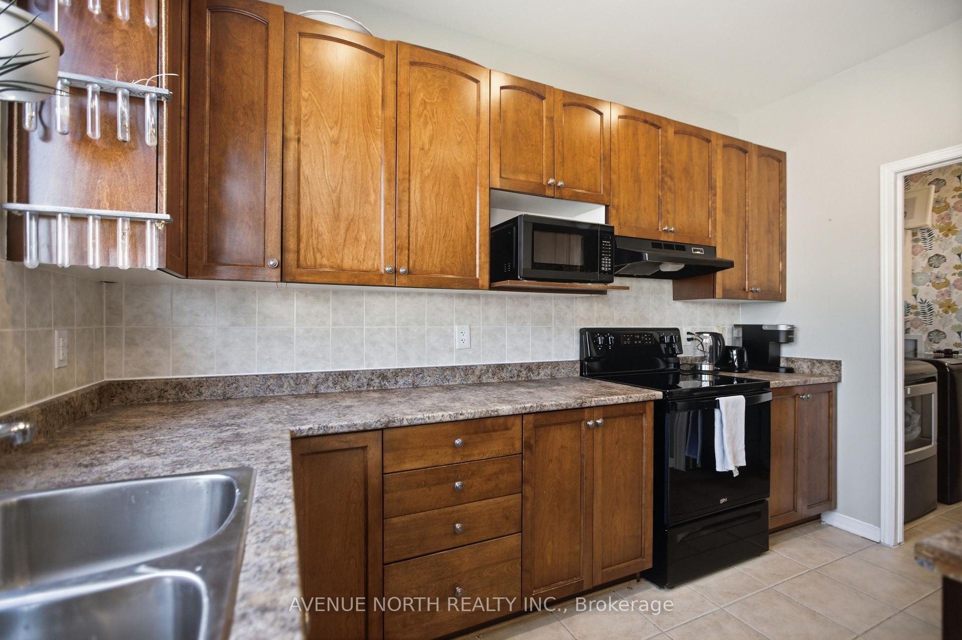 Photo 14 of 556 Mazari Crescent, Ottawa, Stittsville (South) — HOMEH