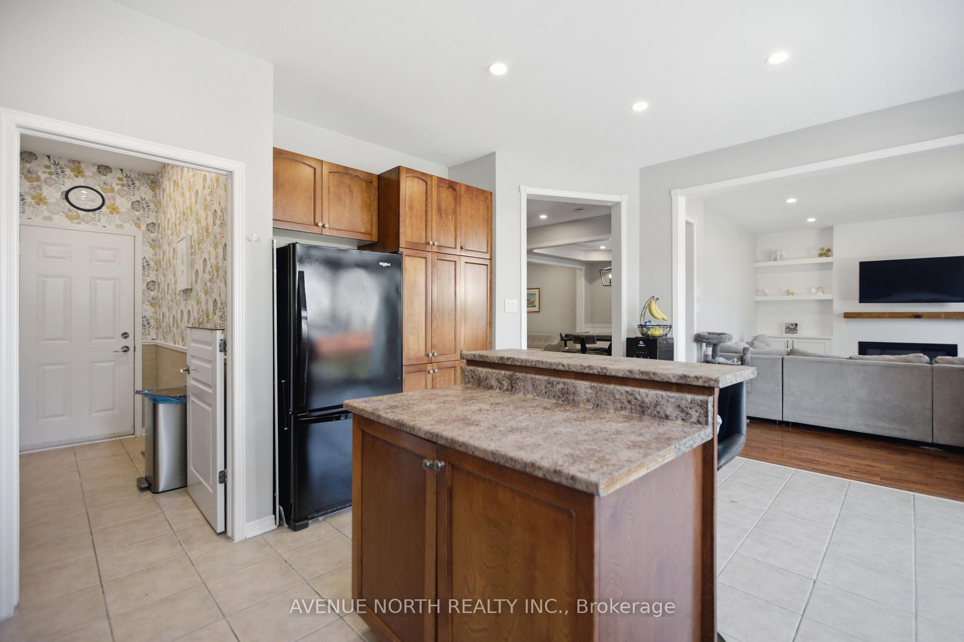 Photo 15 of 556 Mazari Crescent, Ottawa, Stittsville (South) — HOMEH