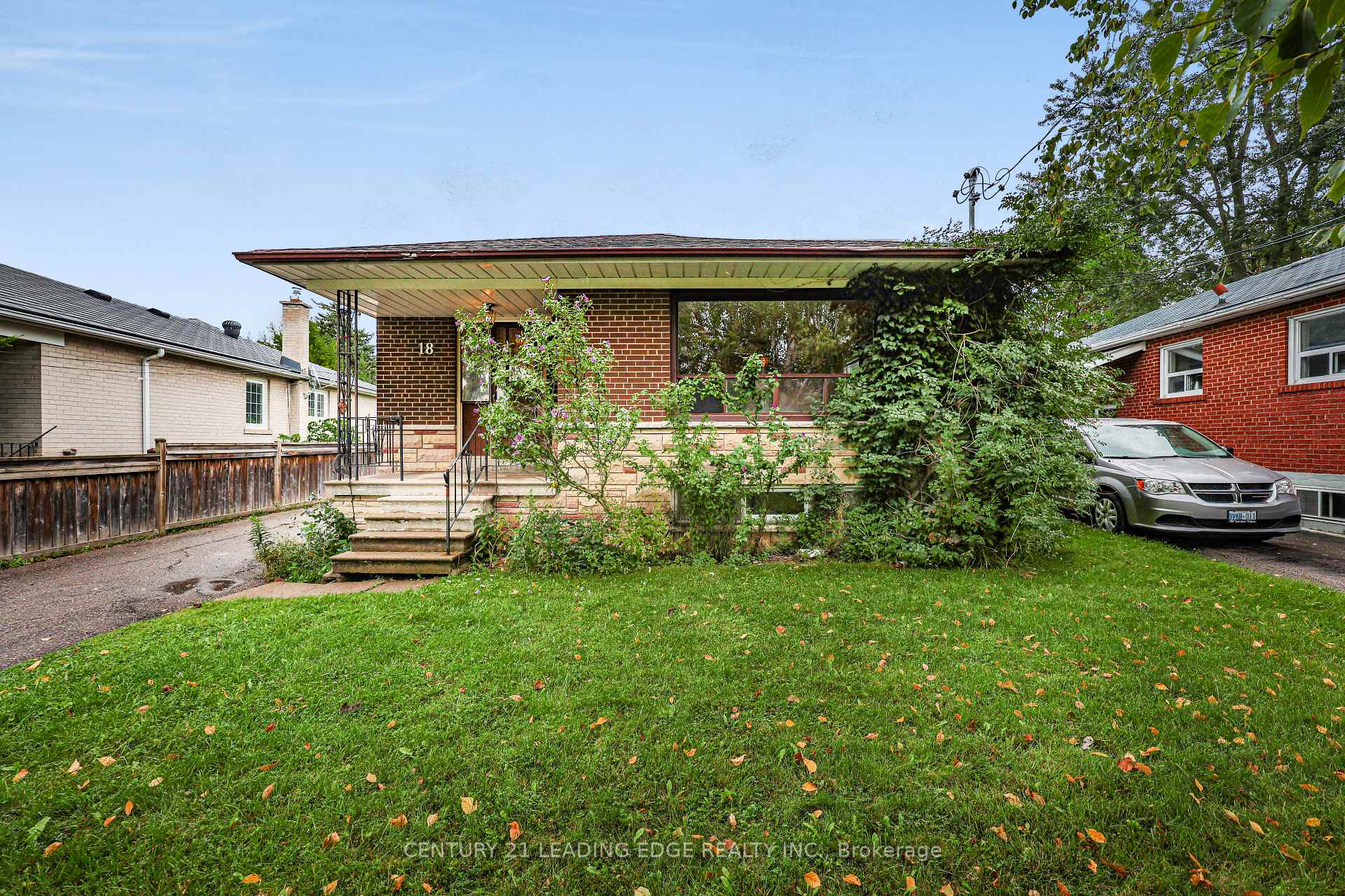 Photo 2 of 18 Romulus Drive, Scarborough, Bendale — HOMEH
