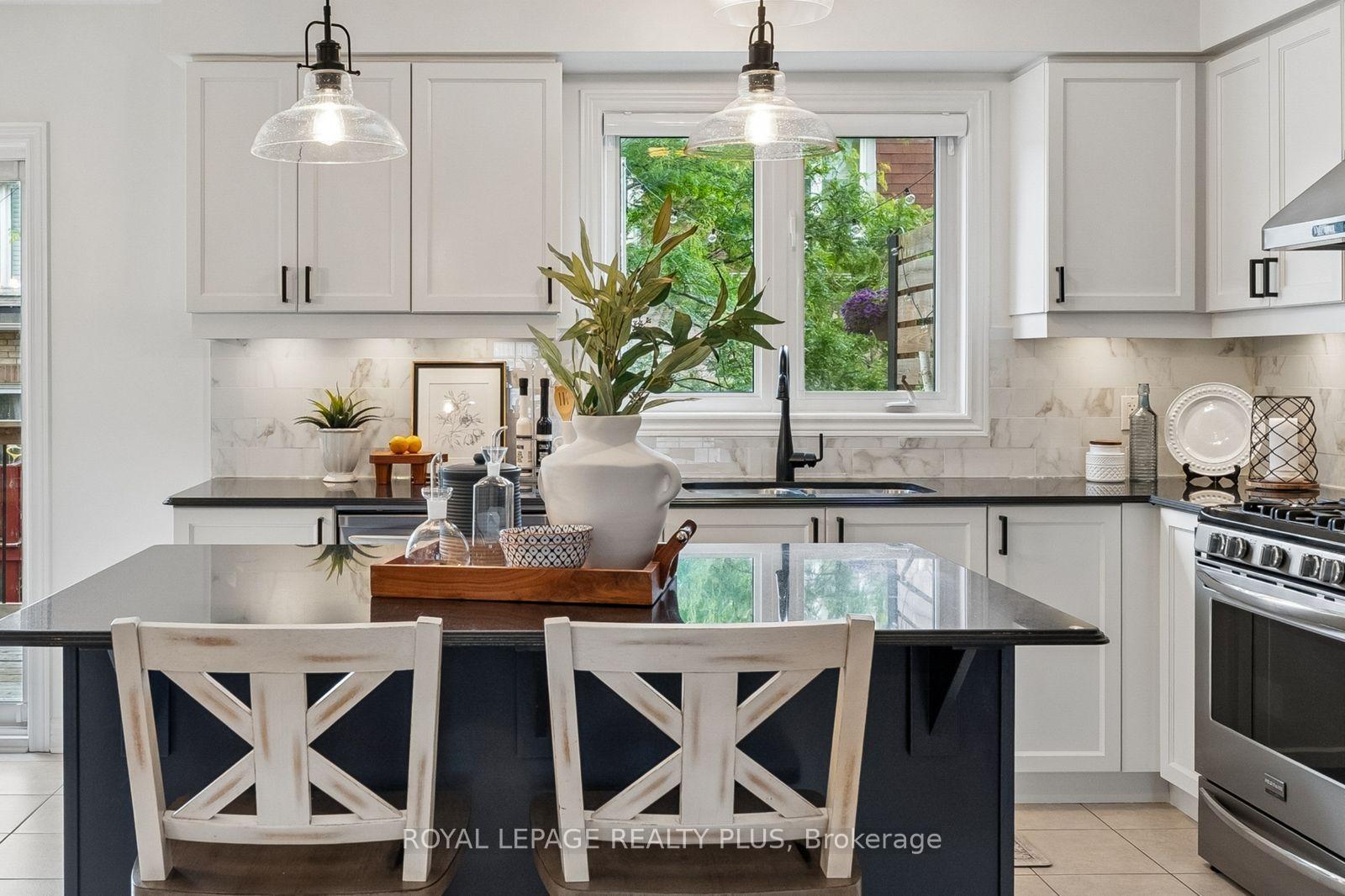Photo 2 of 29 Jeremiah Lane, Scarborough, Scarborough Village — HOMEH