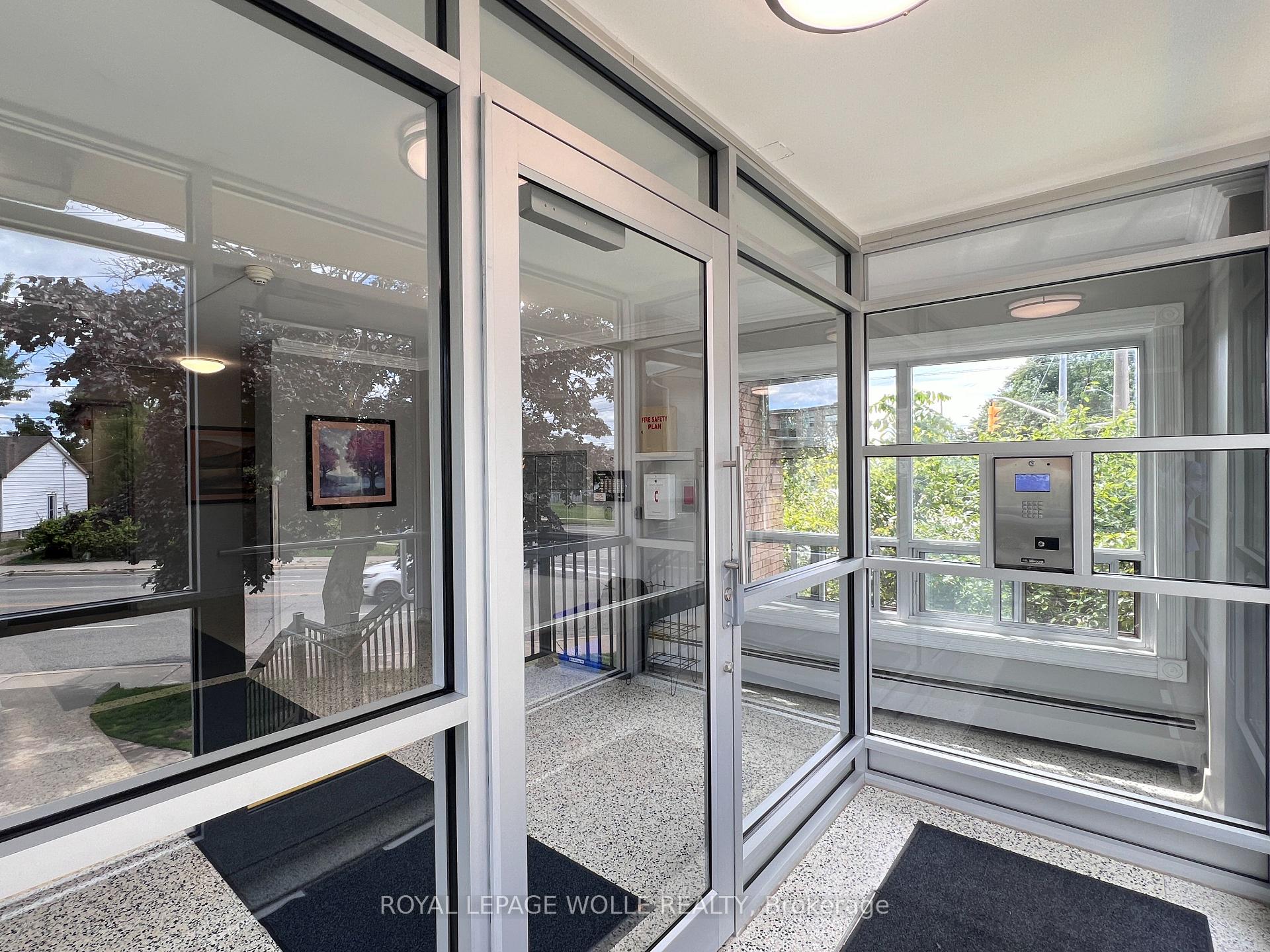 Photo 5 of Unit 503, 283 Fairway Road N, Kitchener, Centreville Chicopee — HOMEH