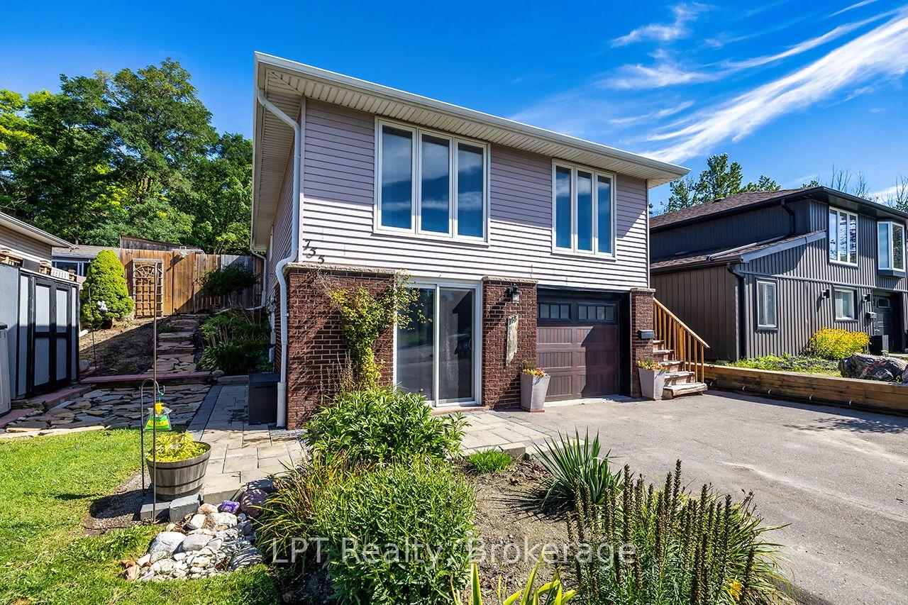 Photo 2 of 755 Wesley Drive, Oshawa, Donevan — HOMEH