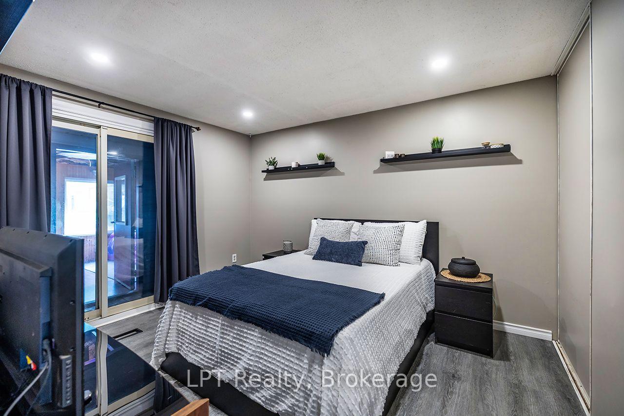 Photo 13 of 755 Wesley Drive, Oshawa, Donevan — HOMEH