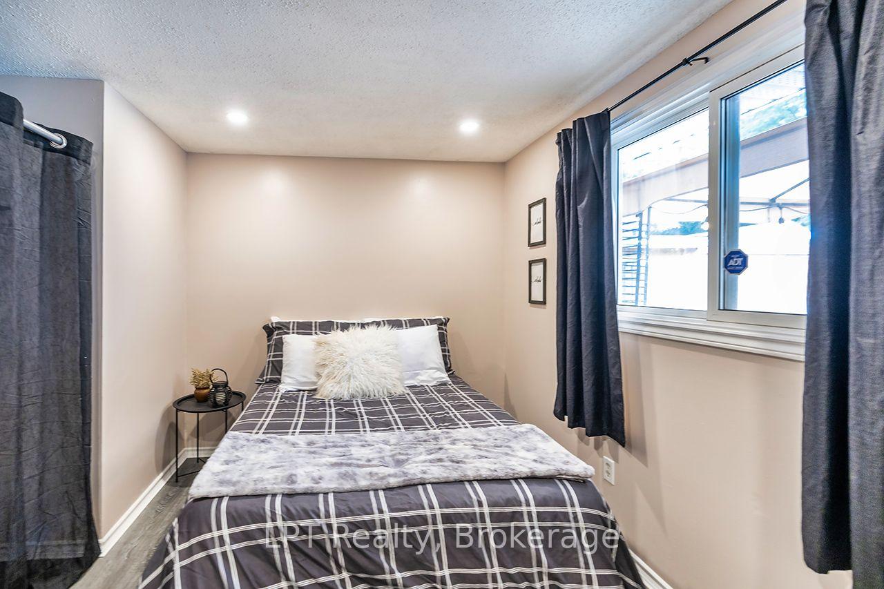 Photo 15 of 755 Wesley Drive, Oshawa, Donevan — HOMEH