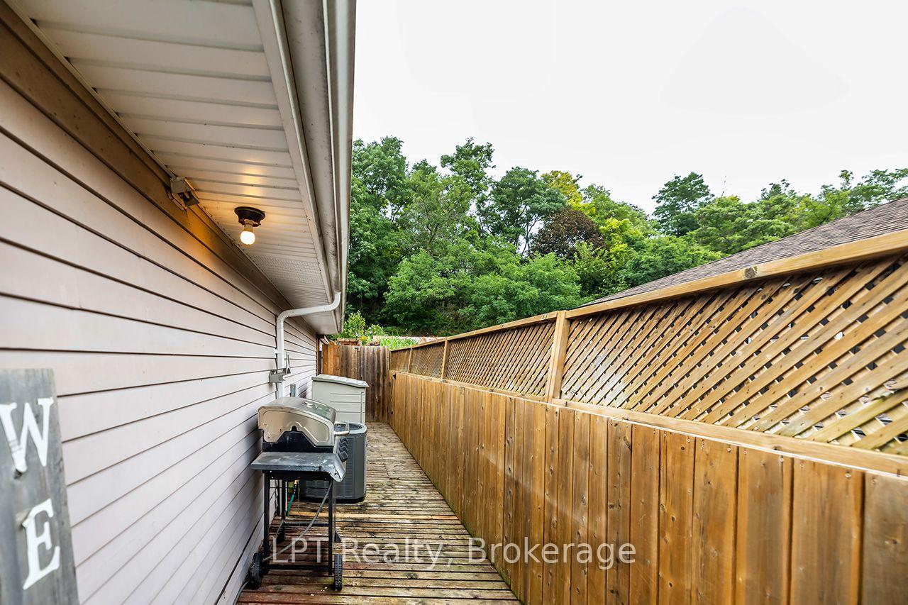 Photo 33 of 755 Wesley Drive, Oshawa, Donevan — HOMEH