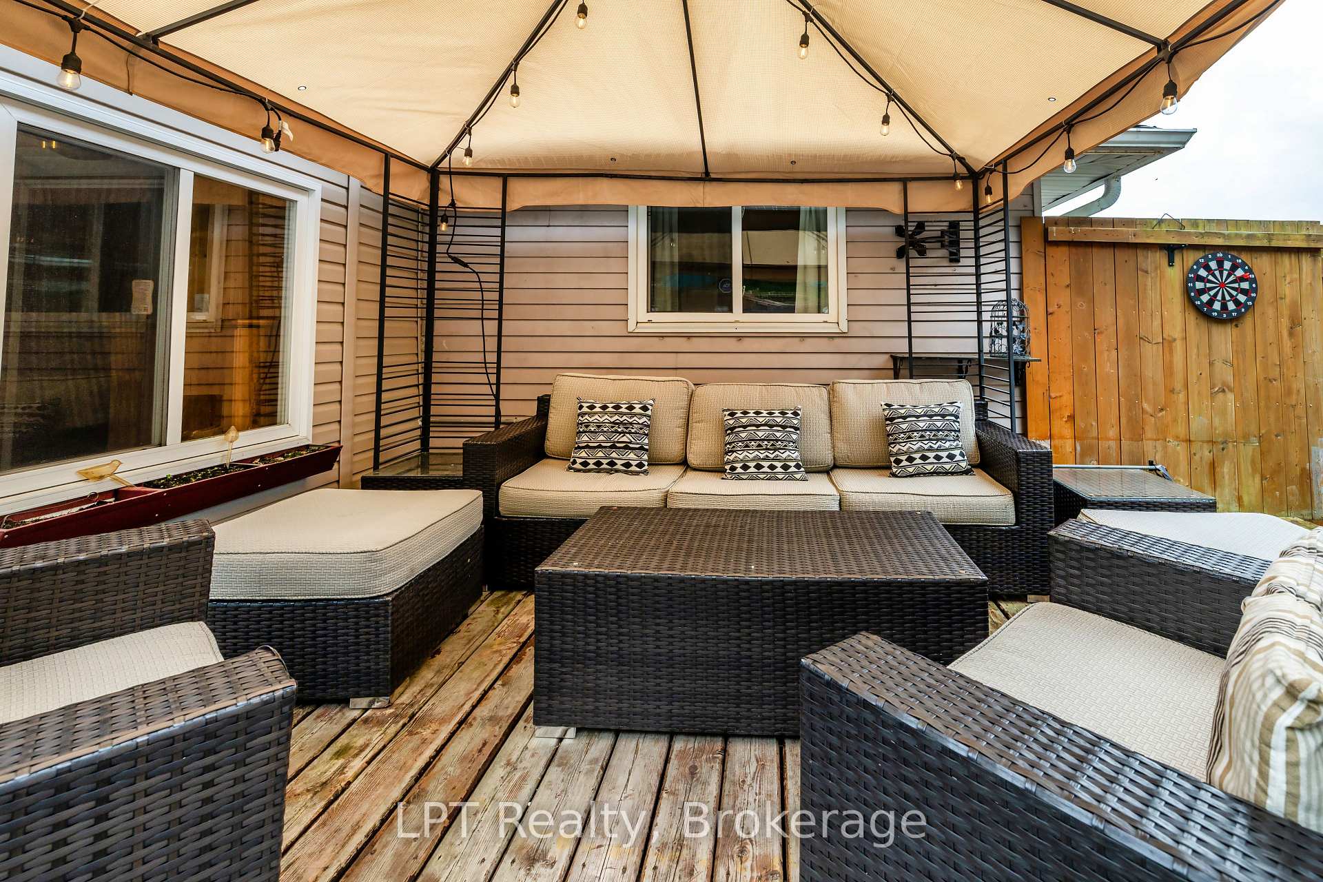 Photo 39 of 755 Wesley Drive, Oshawa, Donevan — HOMEH