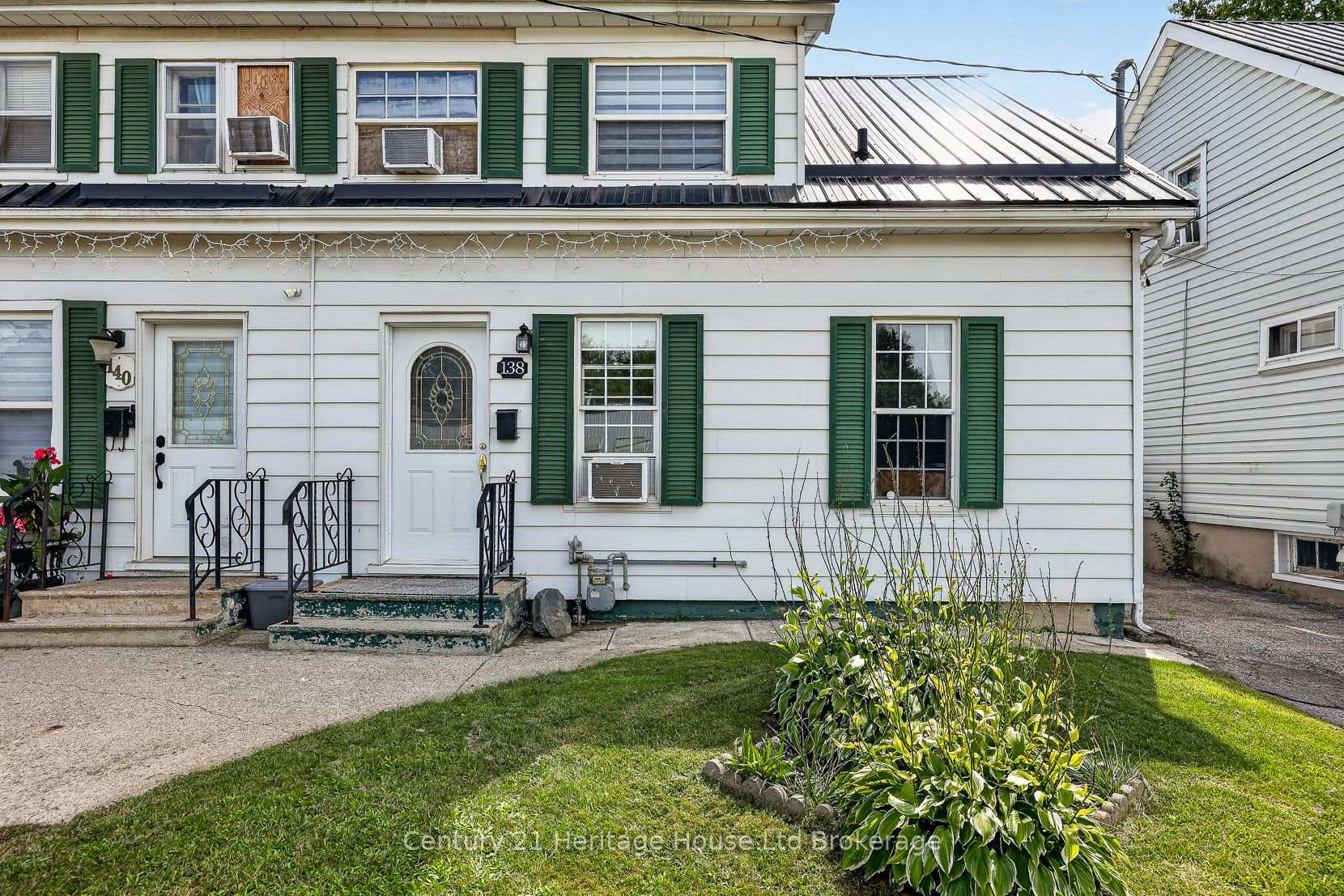 Photo 4 of 138 Main Street, Woodstock, Woodstock - South — HOMEH