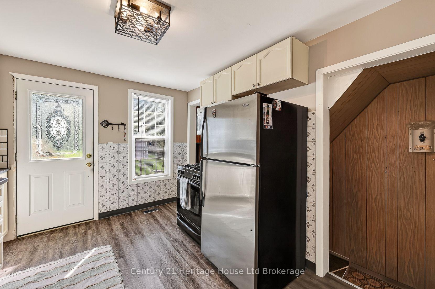Photo 13 of 138 Main Street, Woodstock, Woodstock - South — HOMEH
