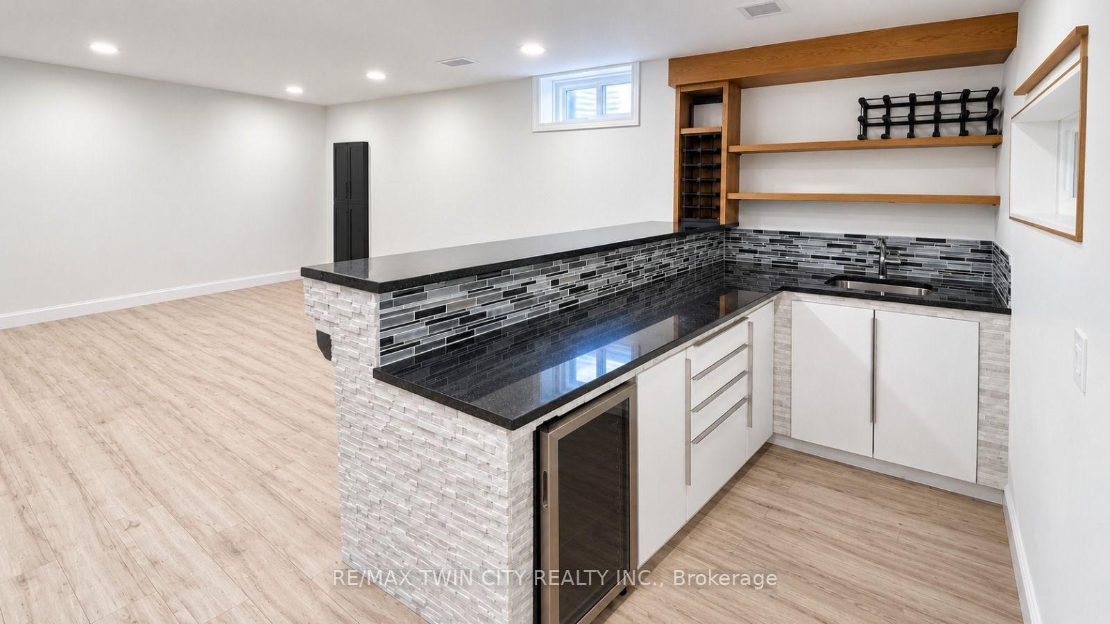 Photo 28 of 7 Briarfield Street, Kitchener, Idlewood — HOMEH