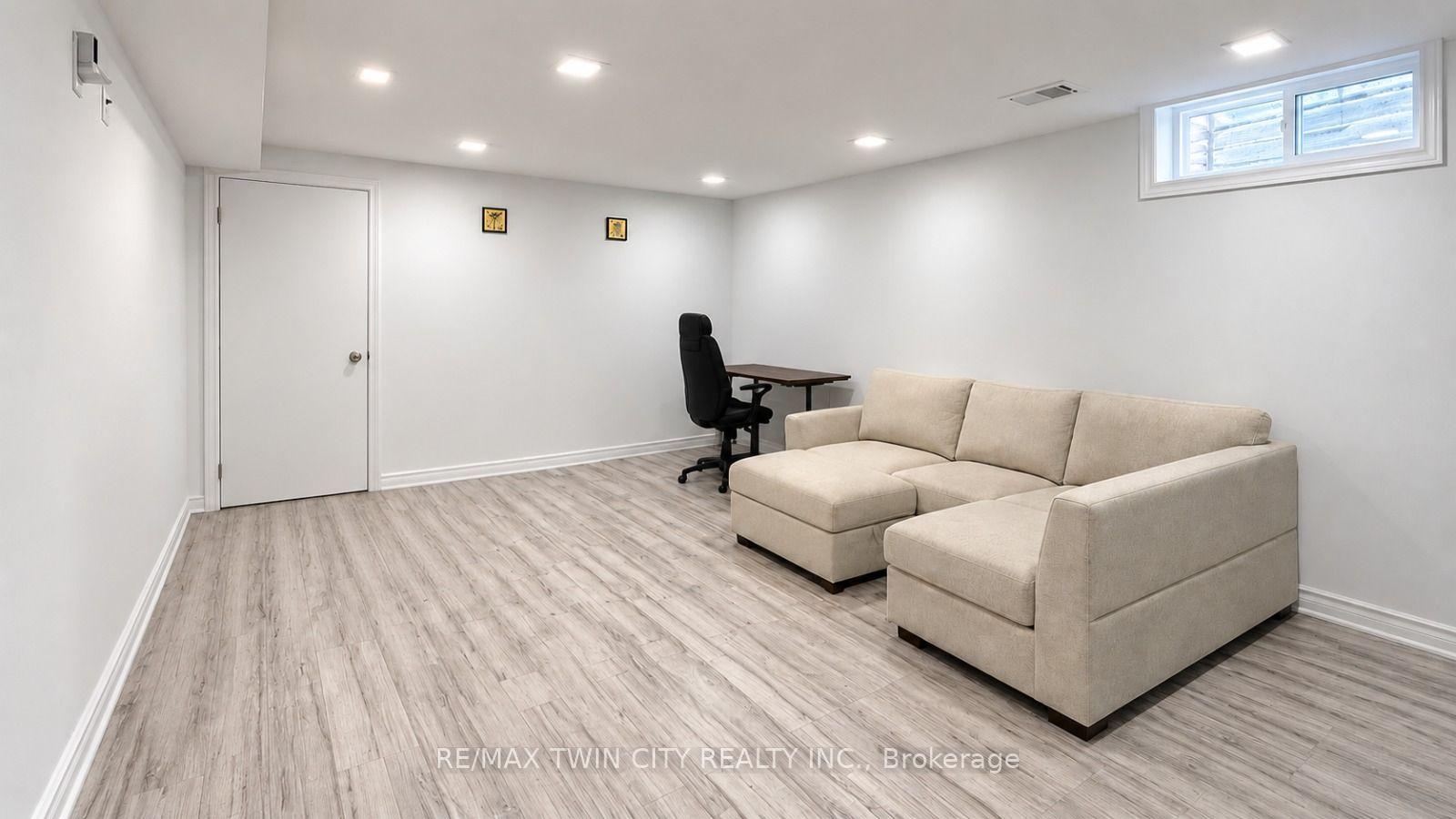 Photo 30 of 7 Briarfield Street, Kitchener, Idlewood — HOMEH