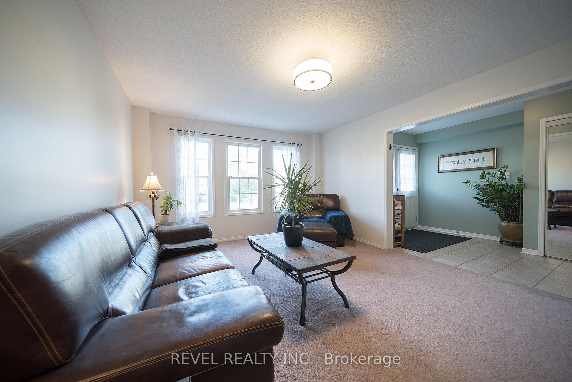 Photo 8 of 51 Webb Avenue, Brantford, Empire — HOMEH