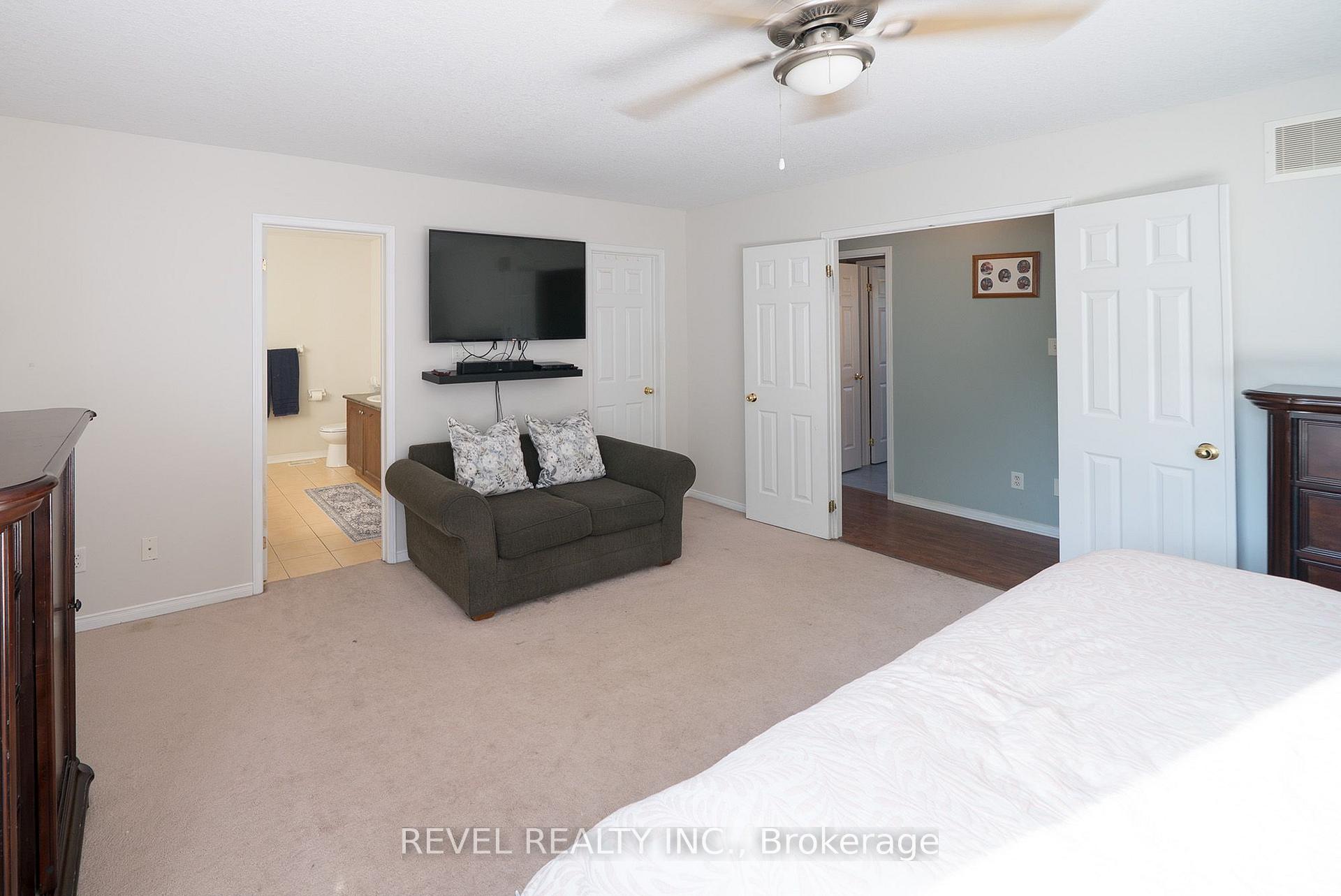 Photo 34 of 51 Webb Avenue, Brantford, Empire — HOMEH