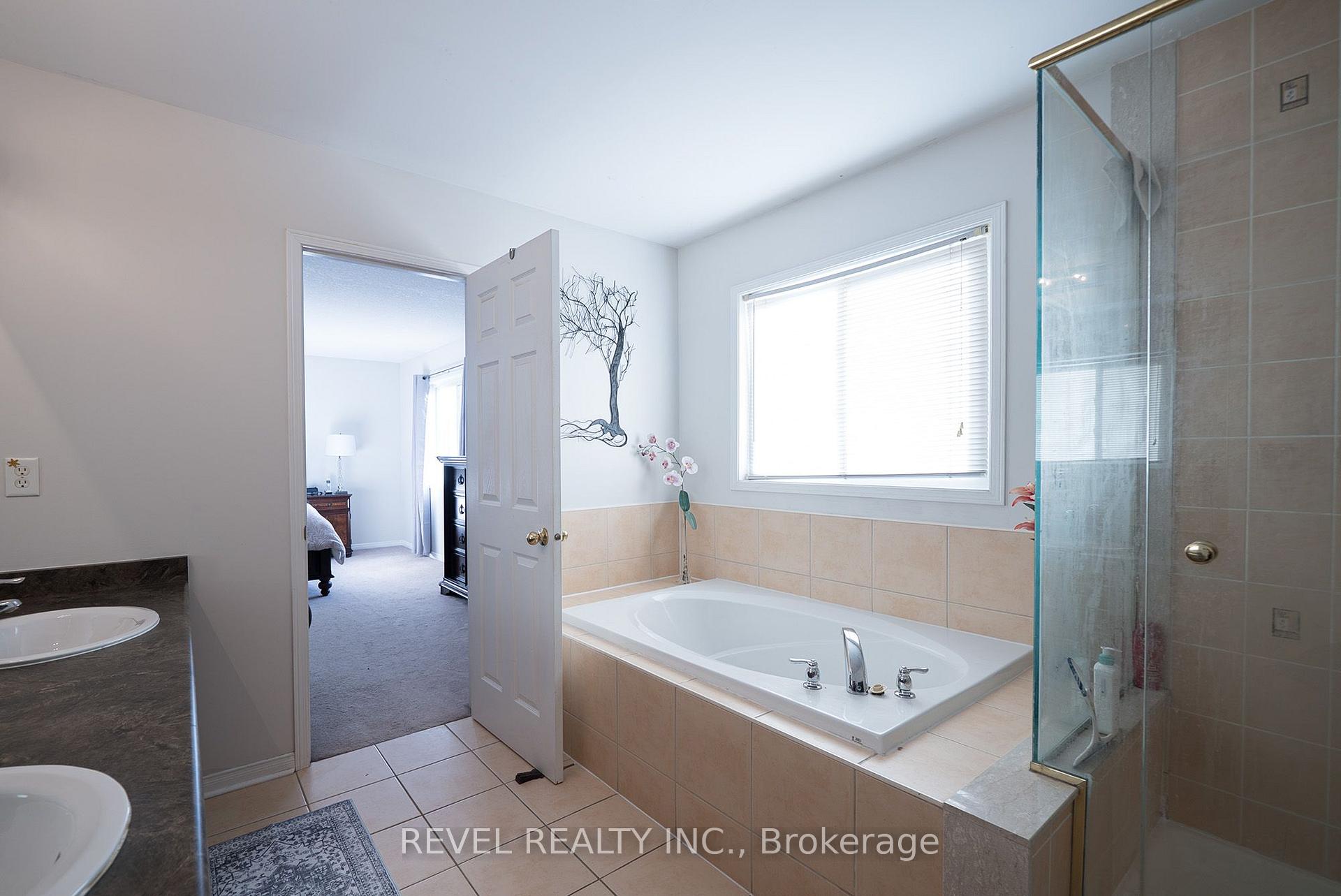 Photo 36 of 51 Webb Avenue, Brantford, Empire — HOMEH