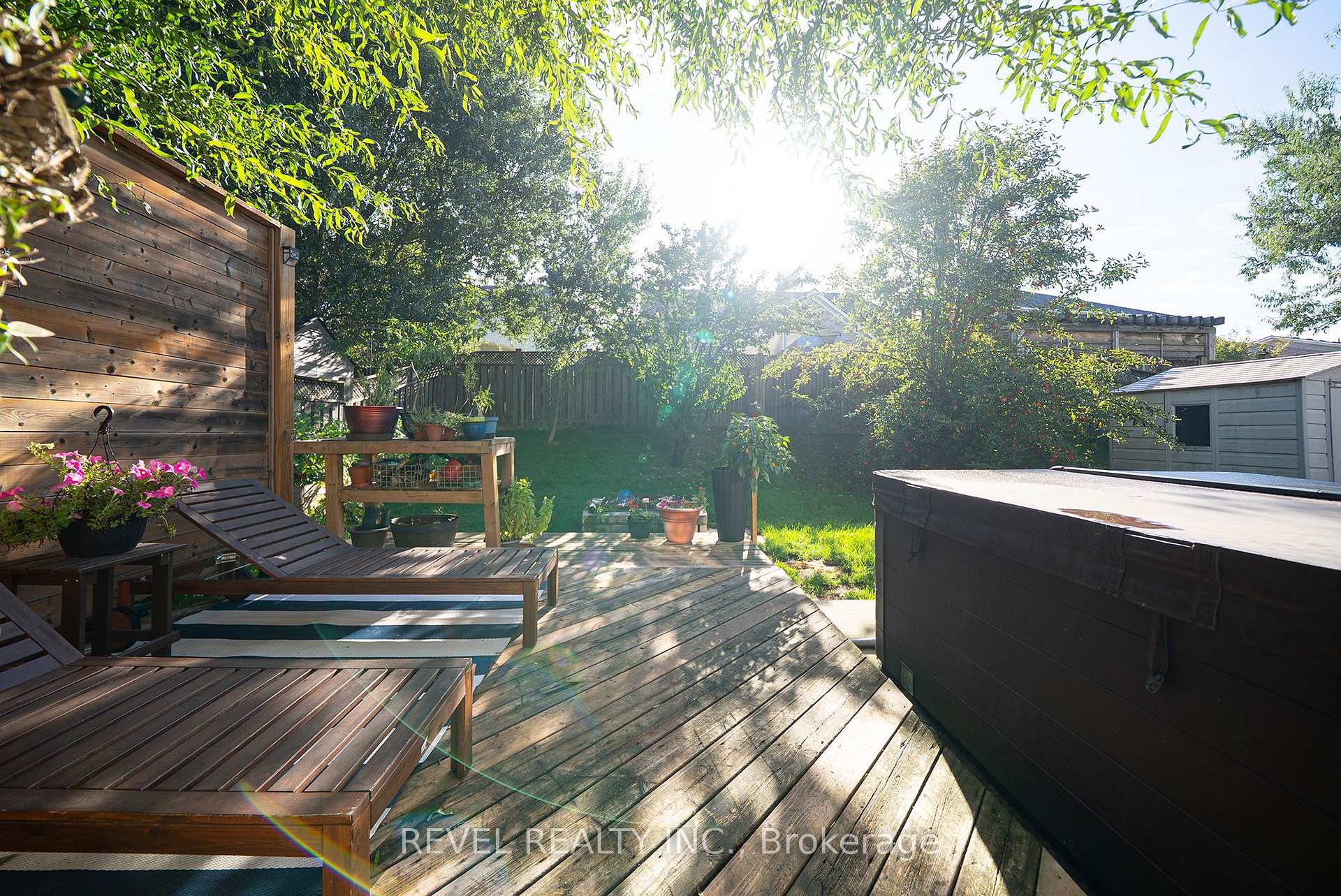 Photo 38 of 51 Webb Avenue, Brantford, Empire — HOMEH
