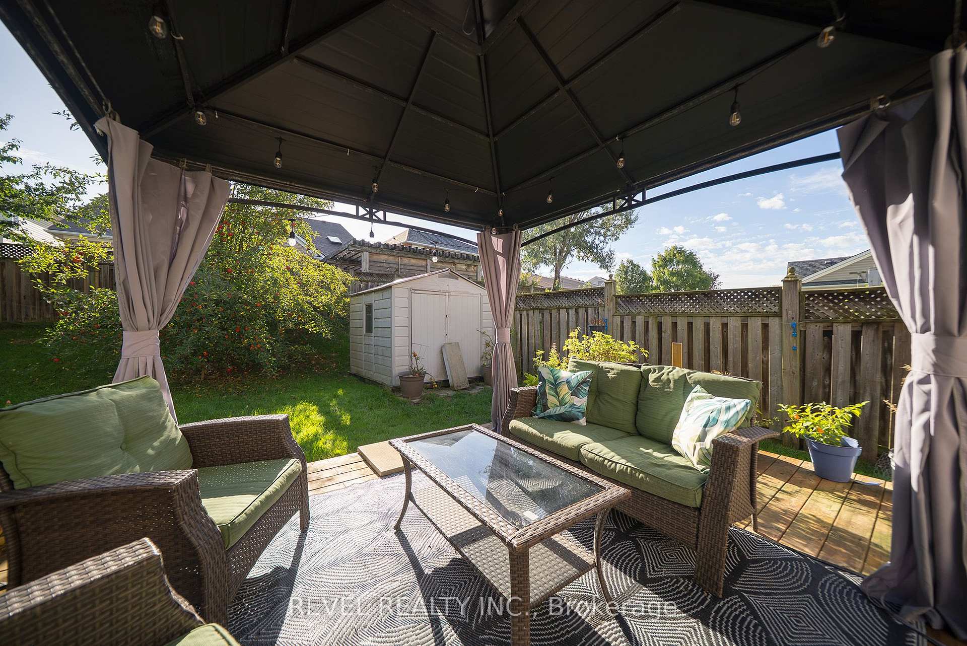 Photo 39 of 51 Webb Avenue, Brantford, Empire — HOMEH