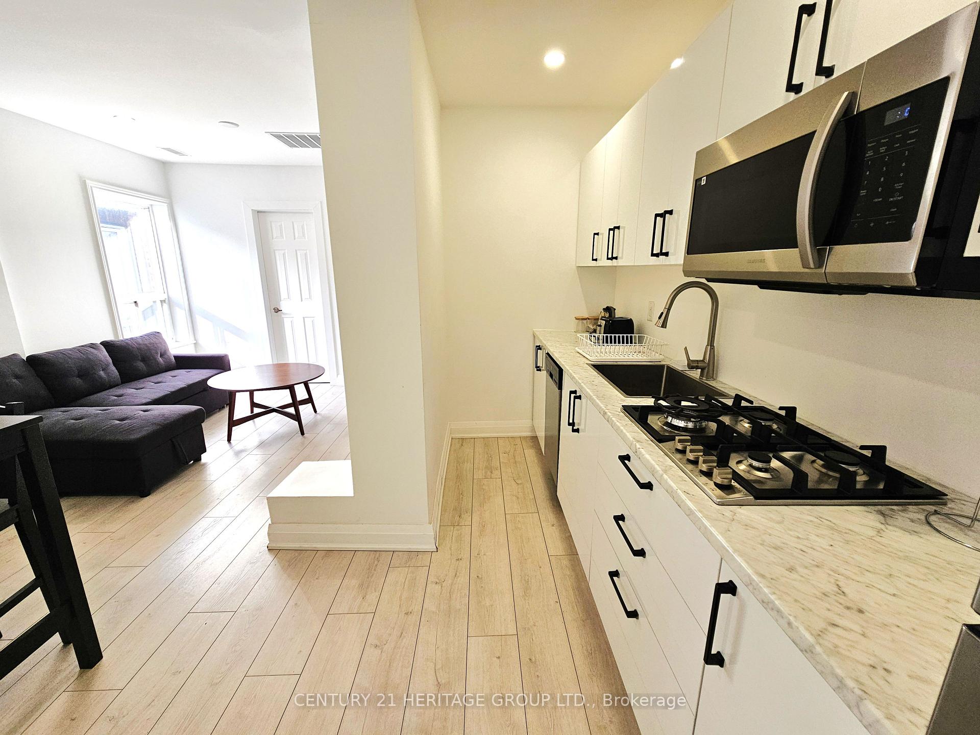 Photo 2 of Unit 3rd Floor, 344 Shaw Street, Toronto, Trinity-Bellwoods — HOMEH