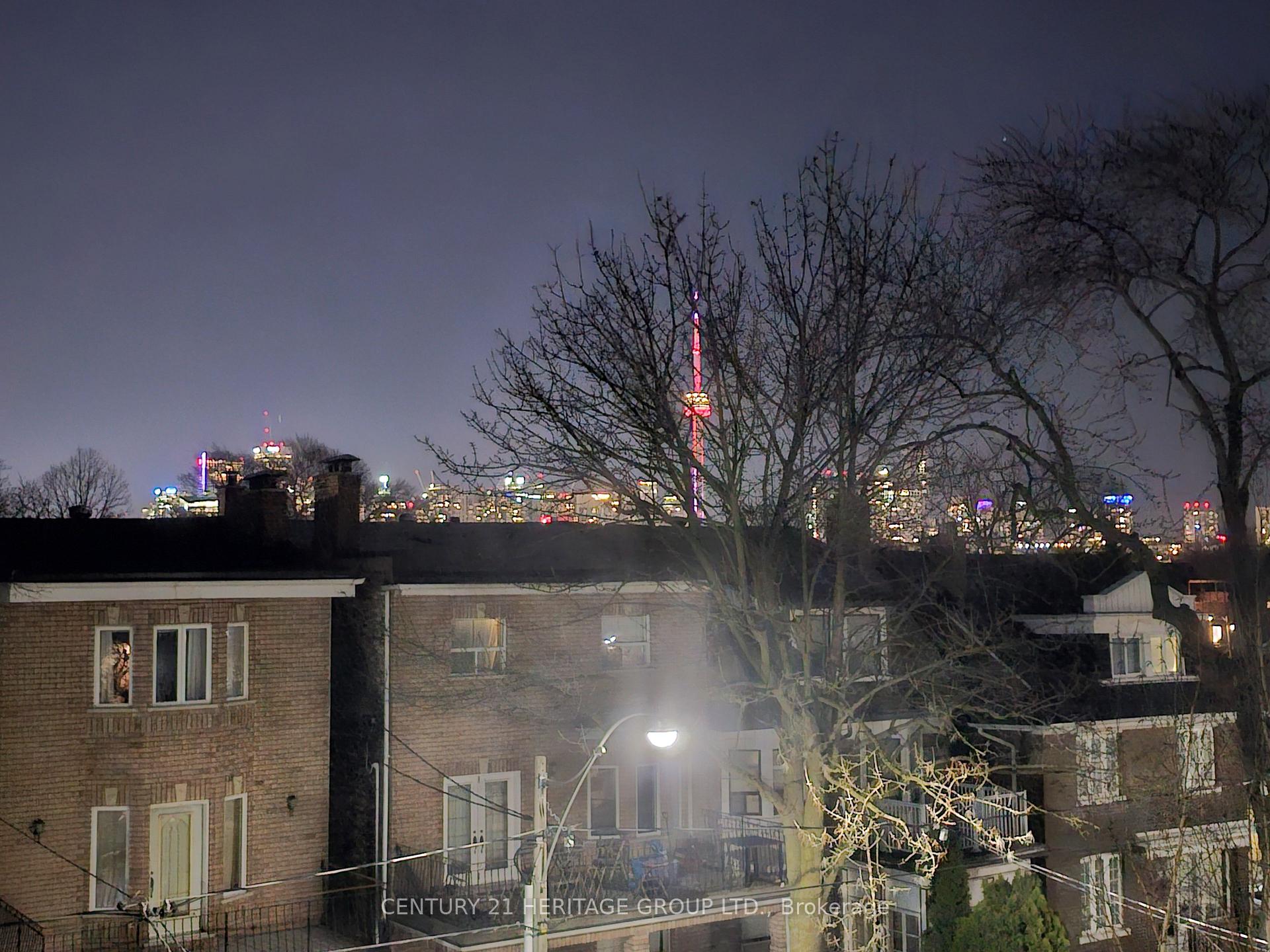 Photo 4 of Unit 3rd Floor, 344 Shaw Street, Toronto, Trinity-Bellwoods — HOMEH