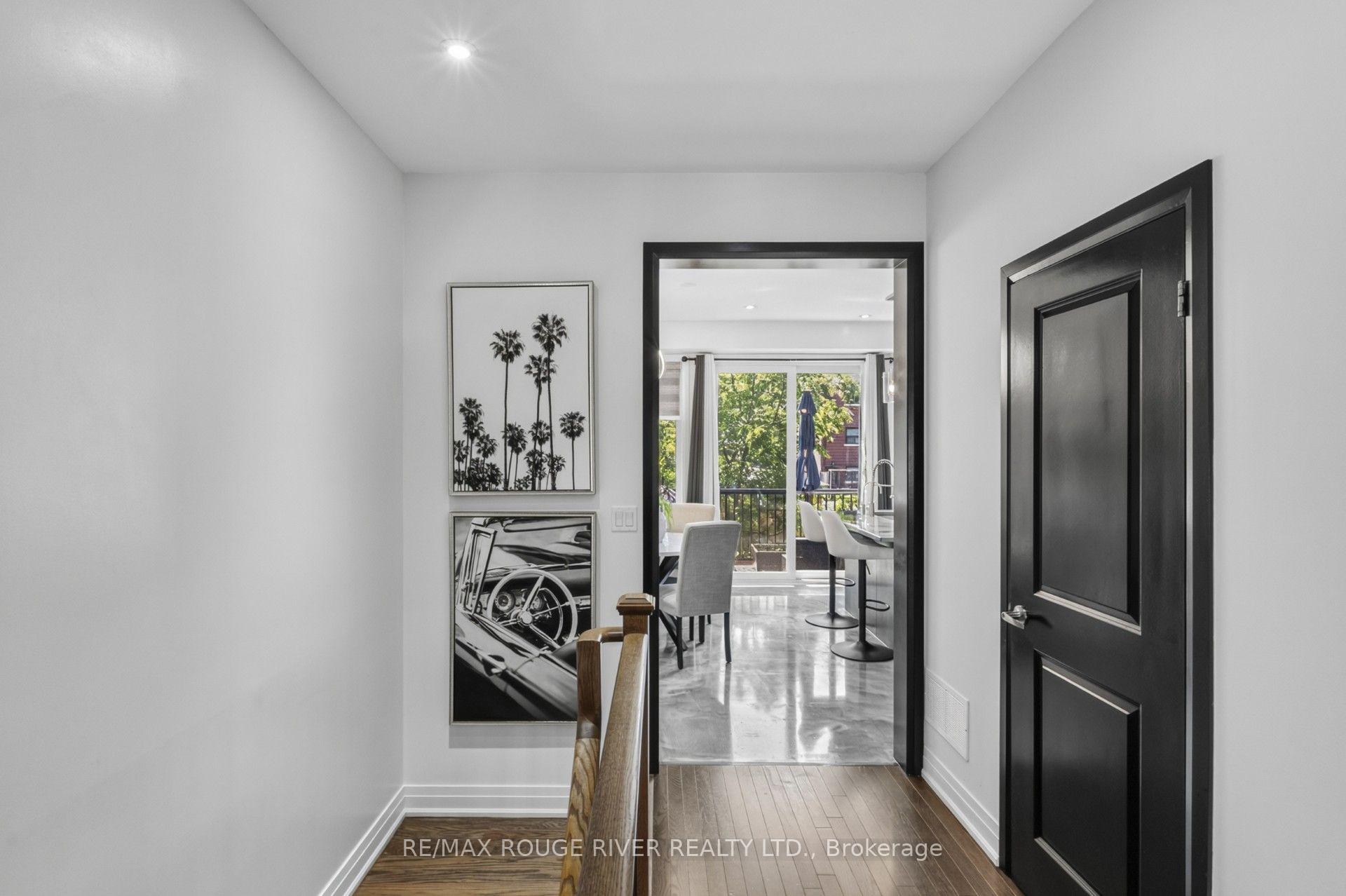 Photo 11 of 24 Waterside Way, Whitby, Port Whitby — HOMEH