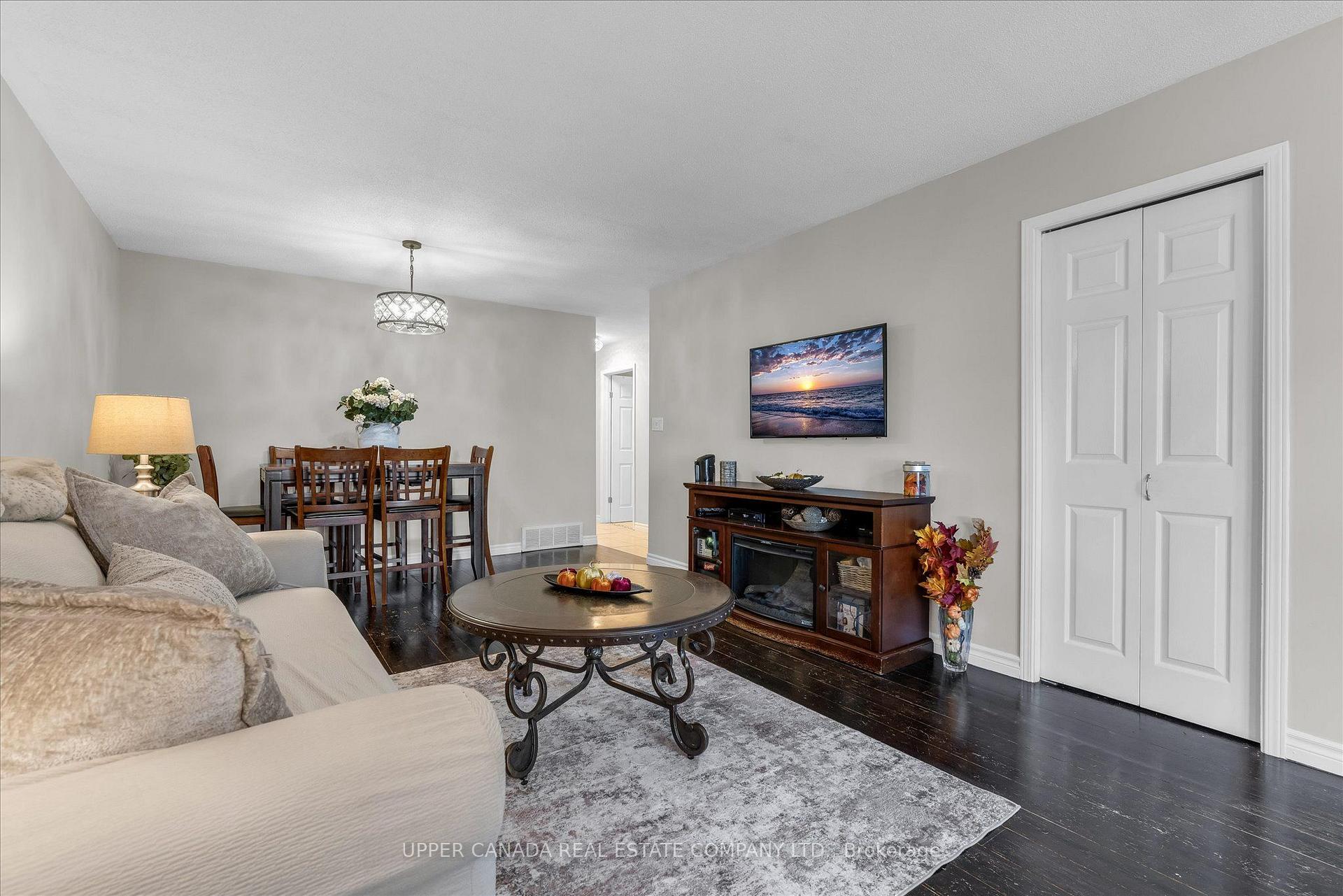 Photo 5 of 8 Rose Street, St. Catharines, Grapeview — HOMEH